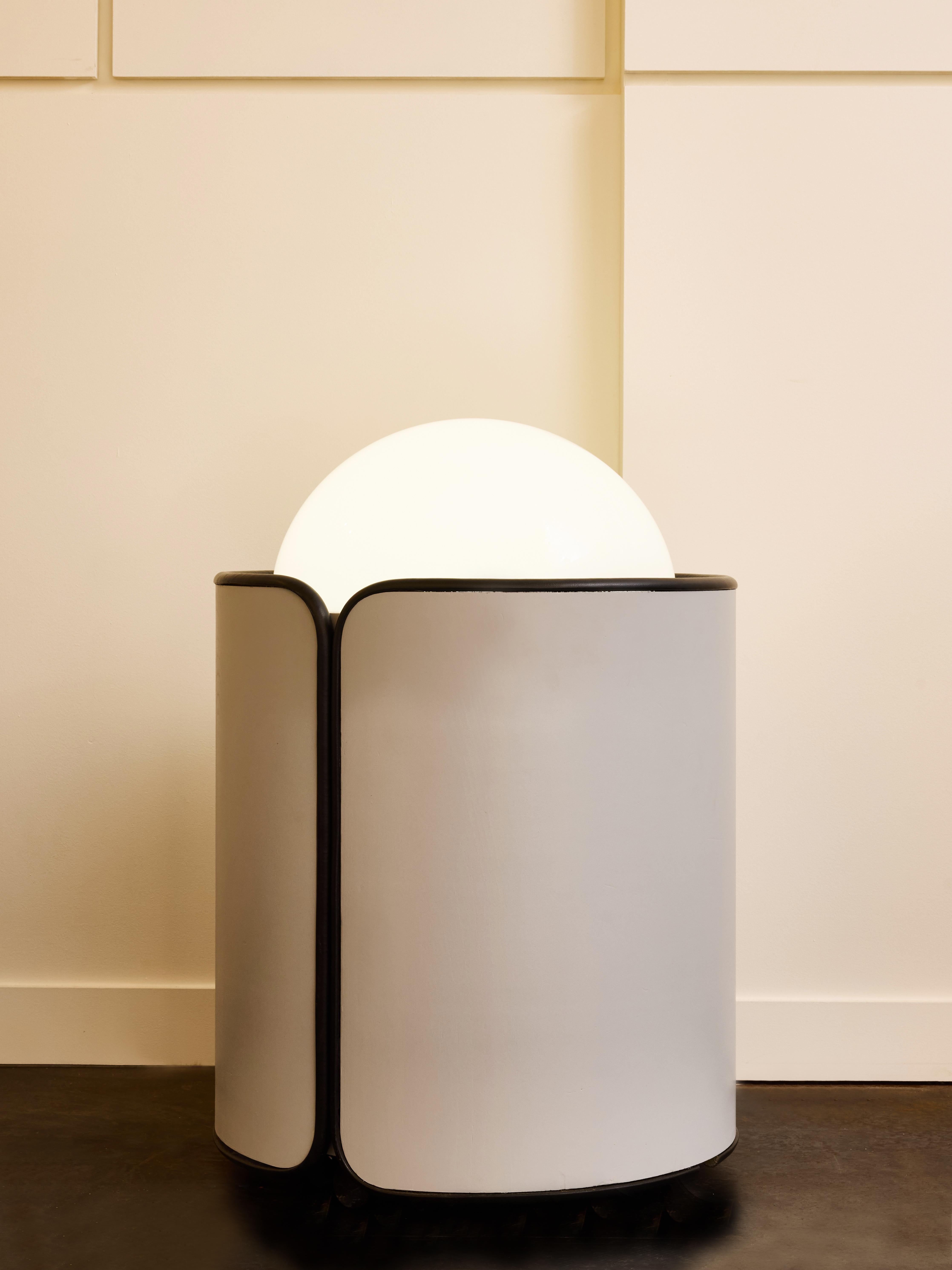 Enlighten Dry Bar in Wood e plexiglass In condizioni buone in vendita a Saint-Ouen, IDF