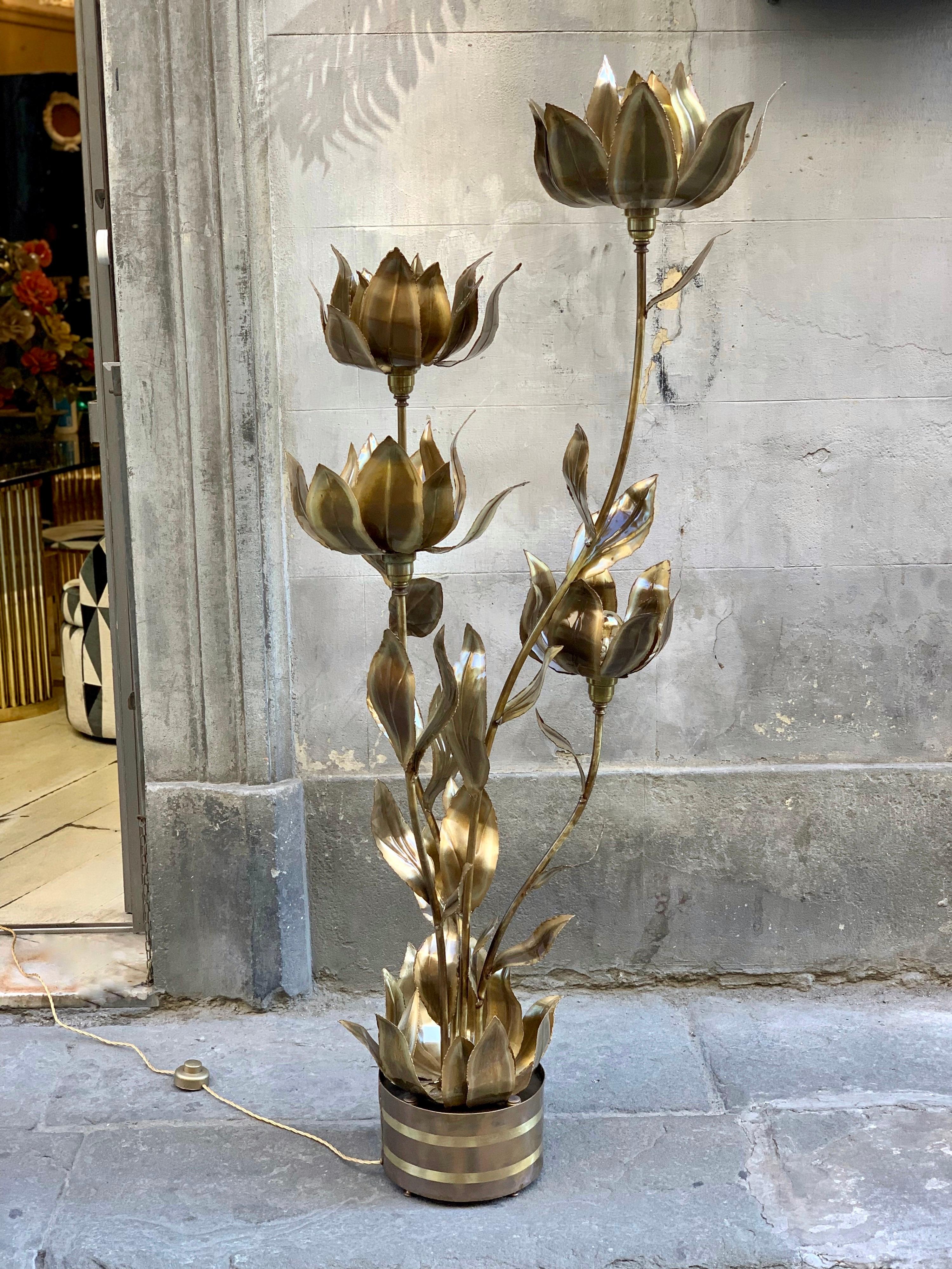 Enlightening Plant Brass Leaves Floor Lamp, 1970s 3