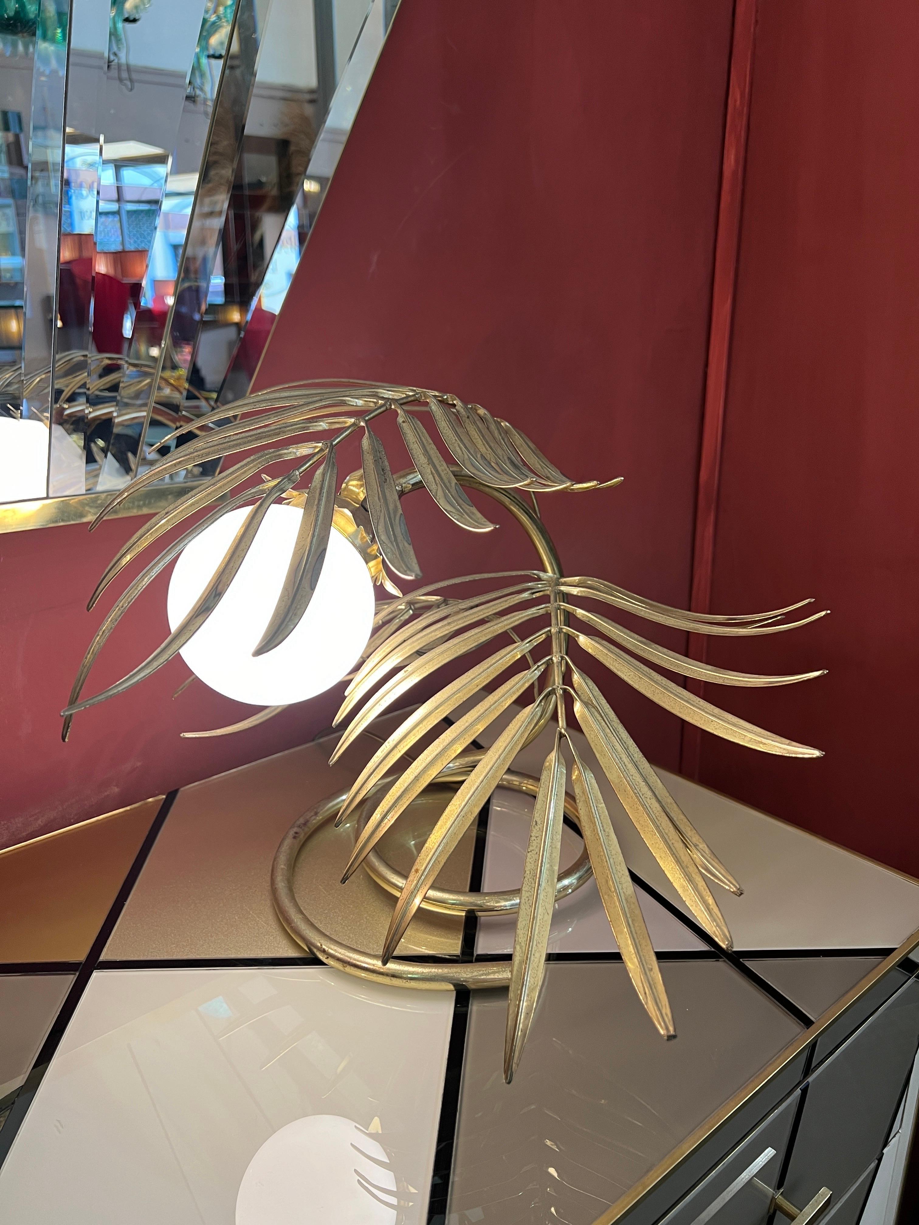 Enlightening Plant Brass Leaves Table Lamp with White Glass Sphere 1980 For Sale 8