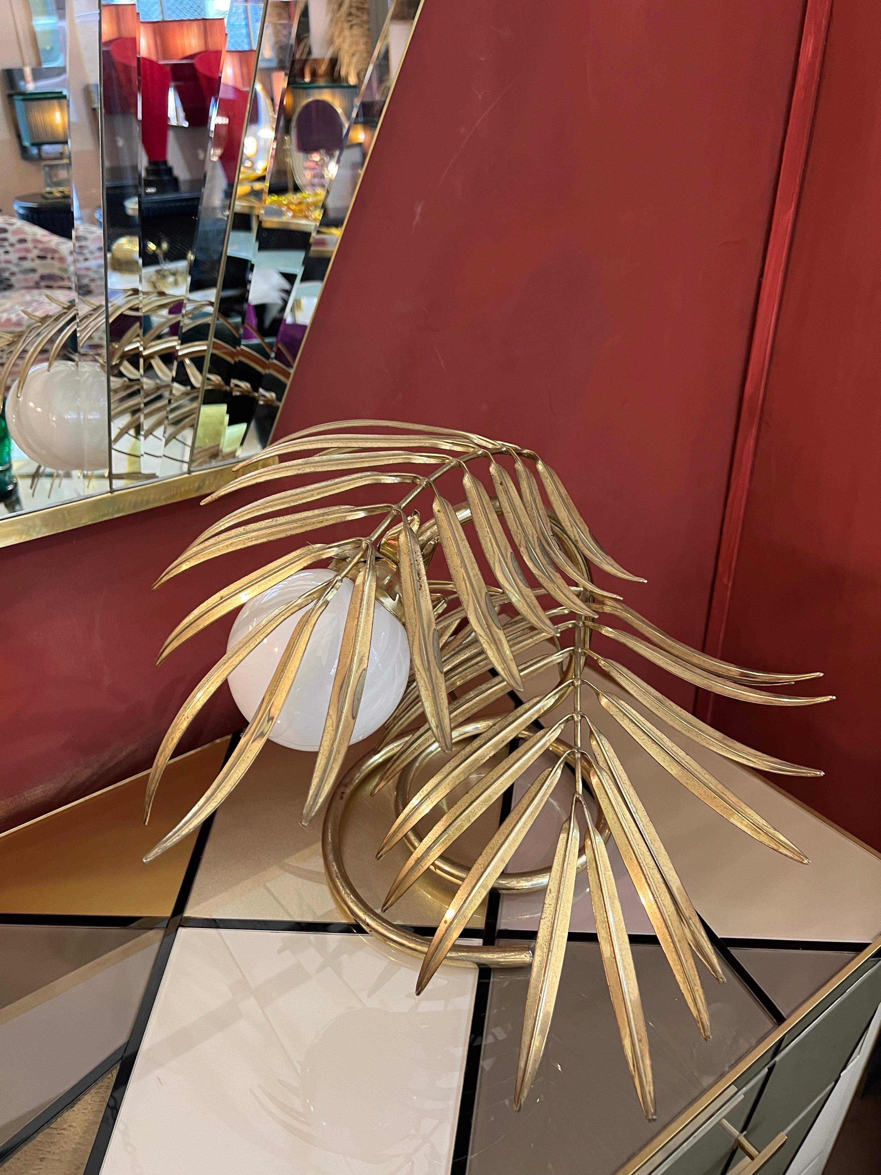 brass leaf object