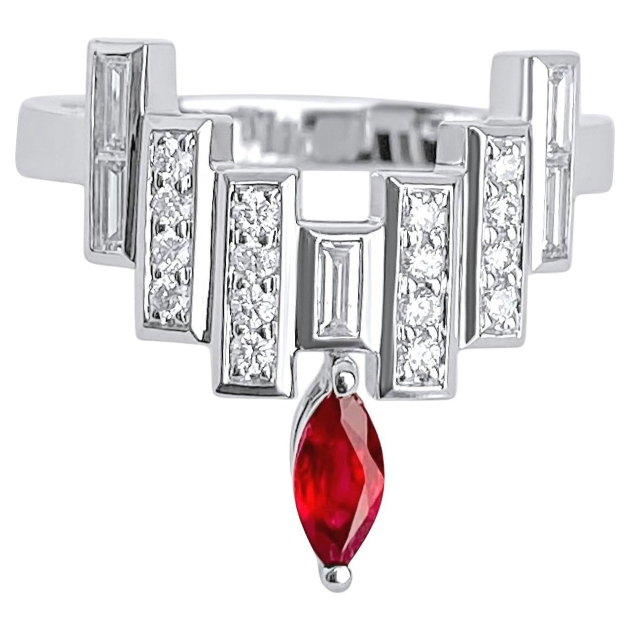 Grande bague « Enlightenment Celestial Crown Tiara » avec diamants baguettes et rubis