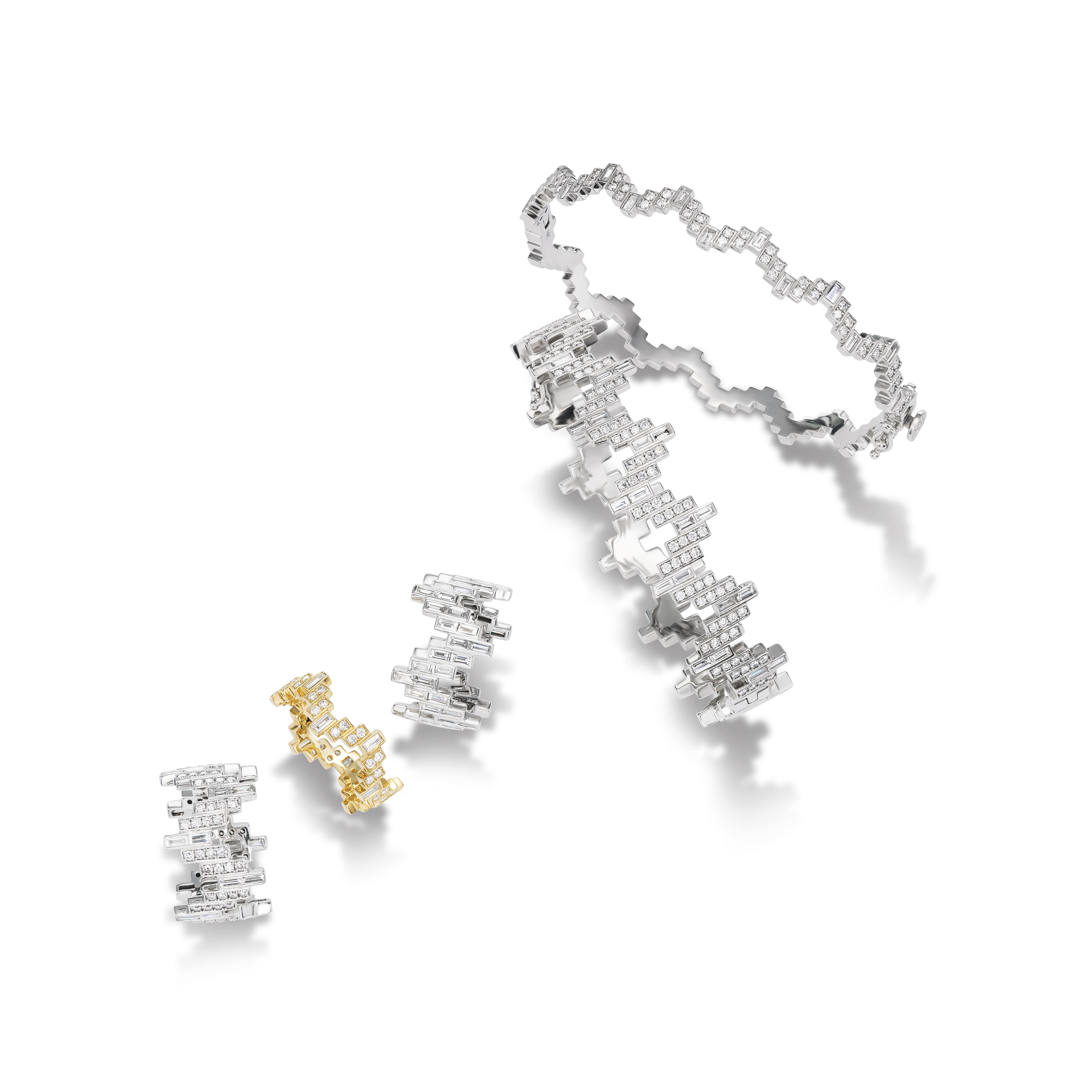 Bracelet Équilibrium en or jaune avec diamants baguettes et ronds en vente 4