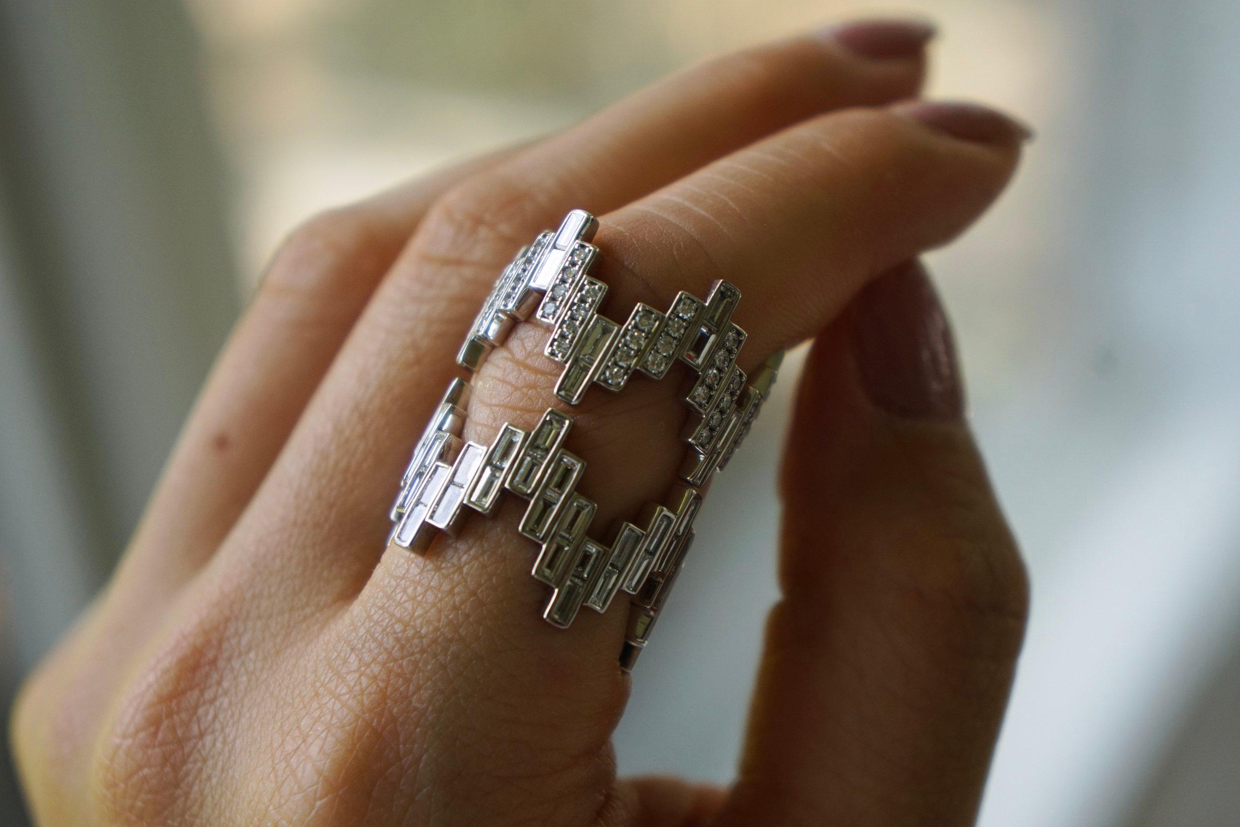 Enlightenment Equilibrium Ring in Baguette & Round Diamonds- All Around Diamonds For Sale 2