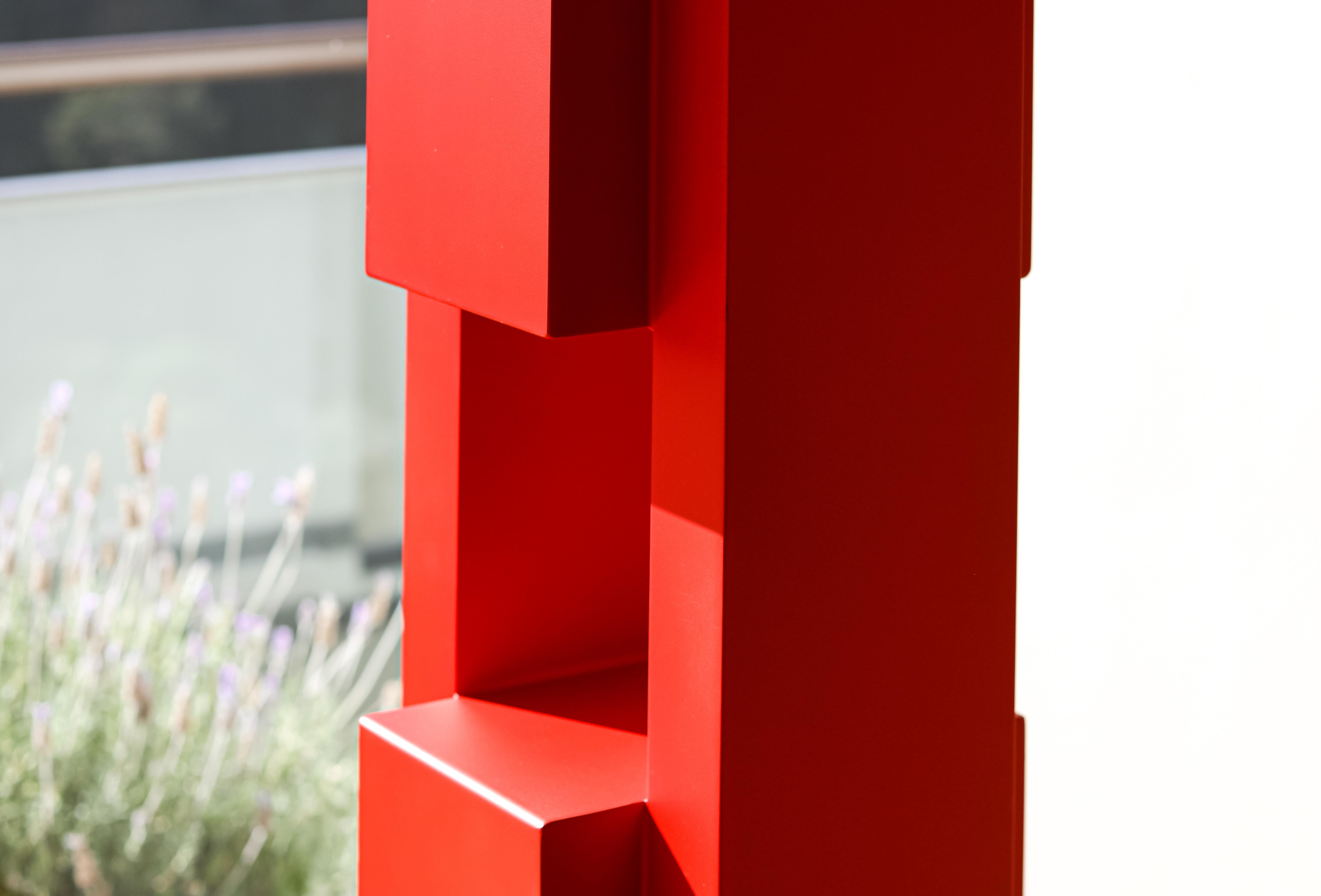 LOCK - Modern dynamic standing sculpture 4