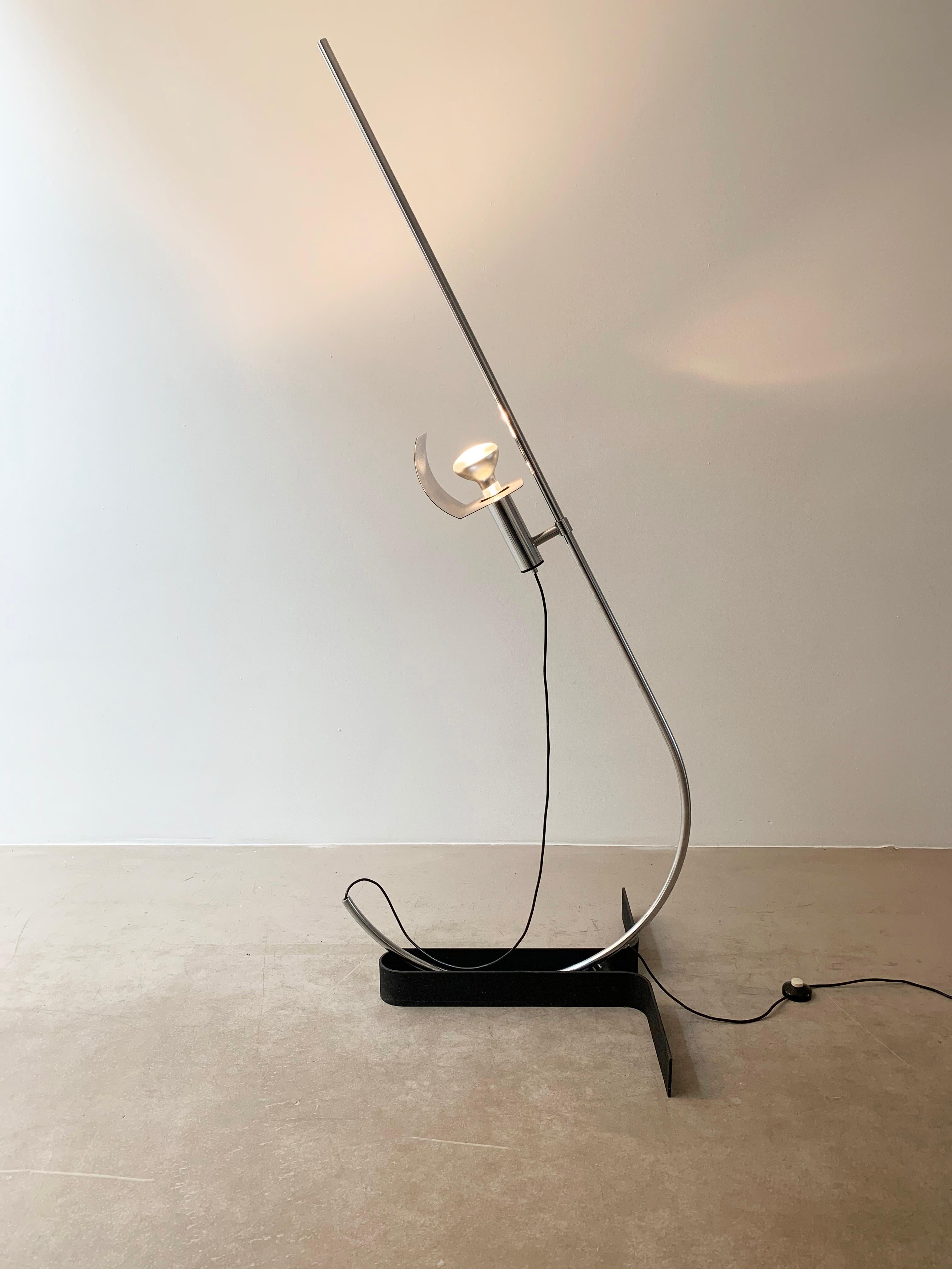 Mid-Century Modern Ennio Chiggio 'Jota' Chrome Floor Lamp for Lumenform, 1970s For Sale