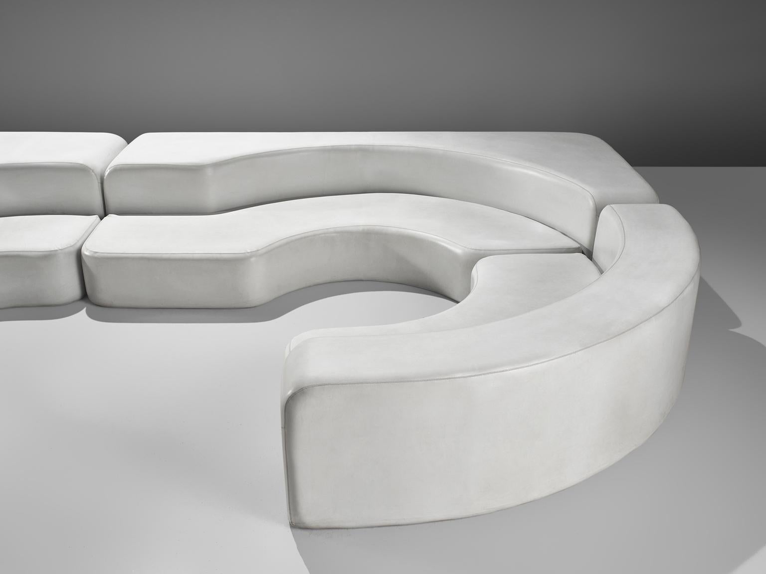 Ennio Chiggio White Faux Leather 'Environ One' Sofa In Good Condition In Waalwijk, NL