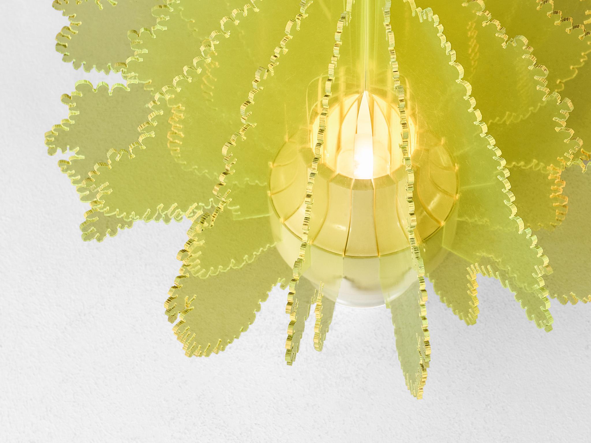 Ennio Lucini für Harvey Guzzini Dh, Tischlampe „Cespuglio“ (Aluminium) im Angebot