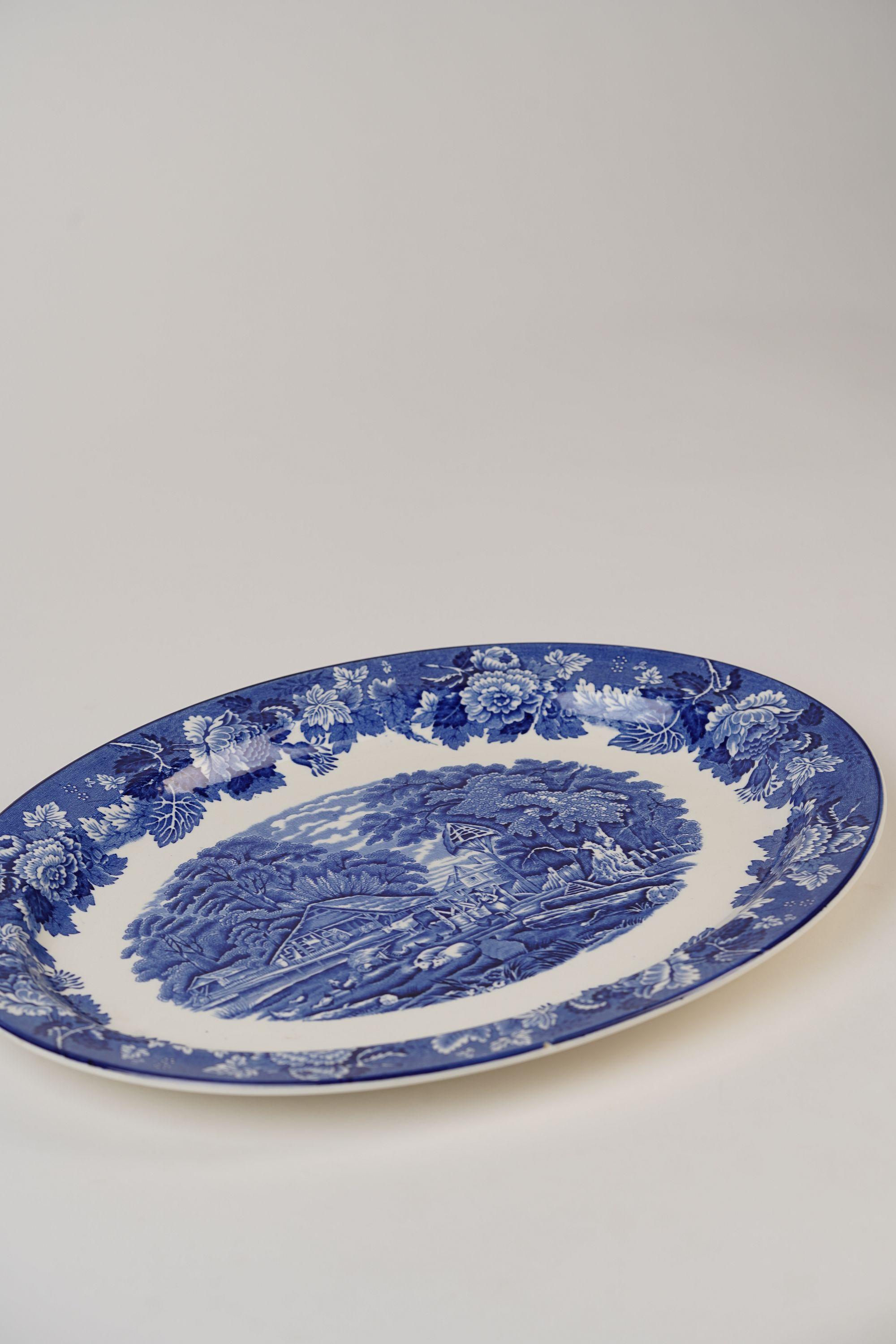 Poterie Plat décoratif anglais bleu et blanc d'Enoch Wood, Angleterre en vente