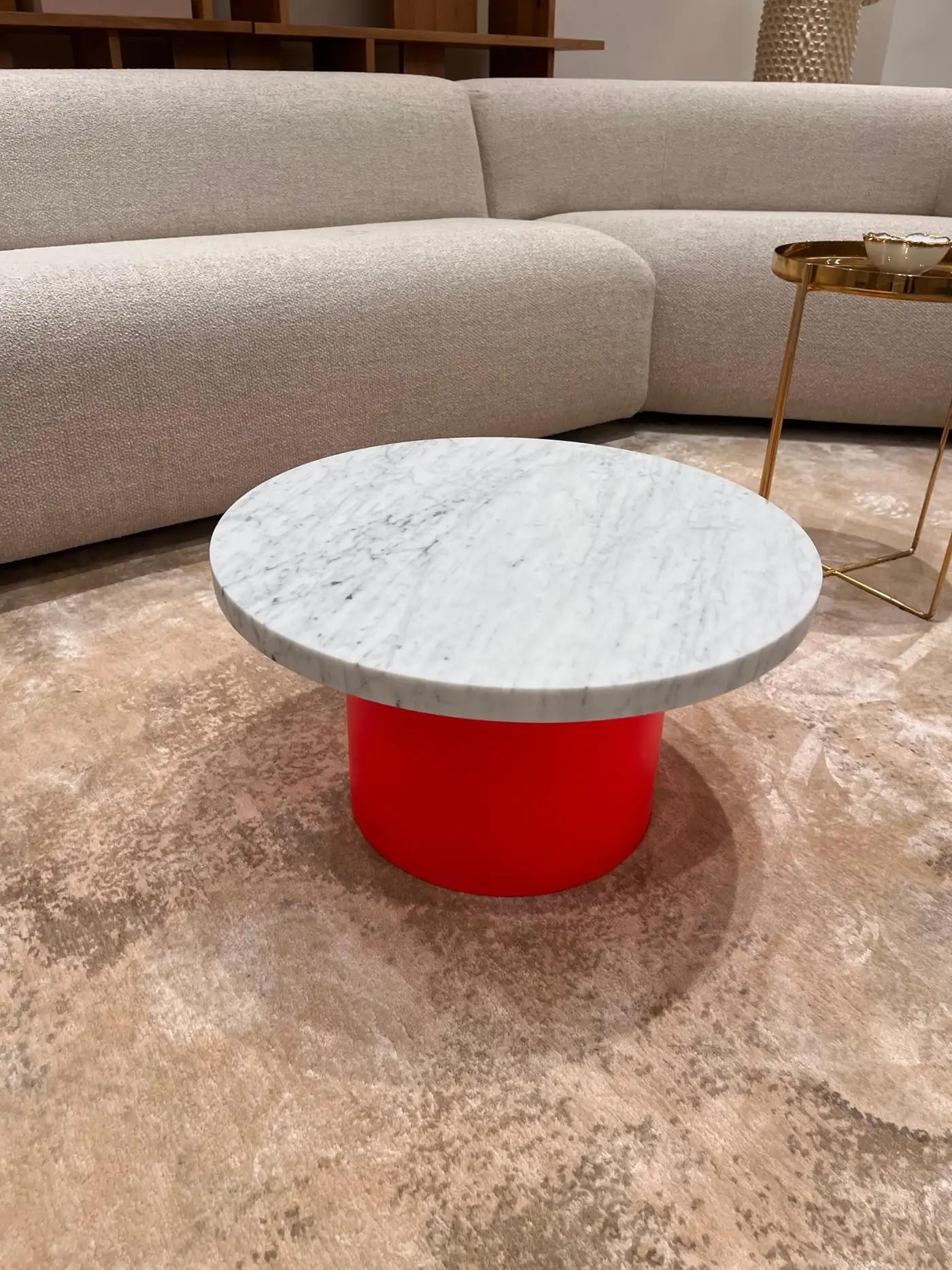 Mesa auxiliar con tapa de mármol blanco Enoki de Philipp Mainzer en Stock en venta 1