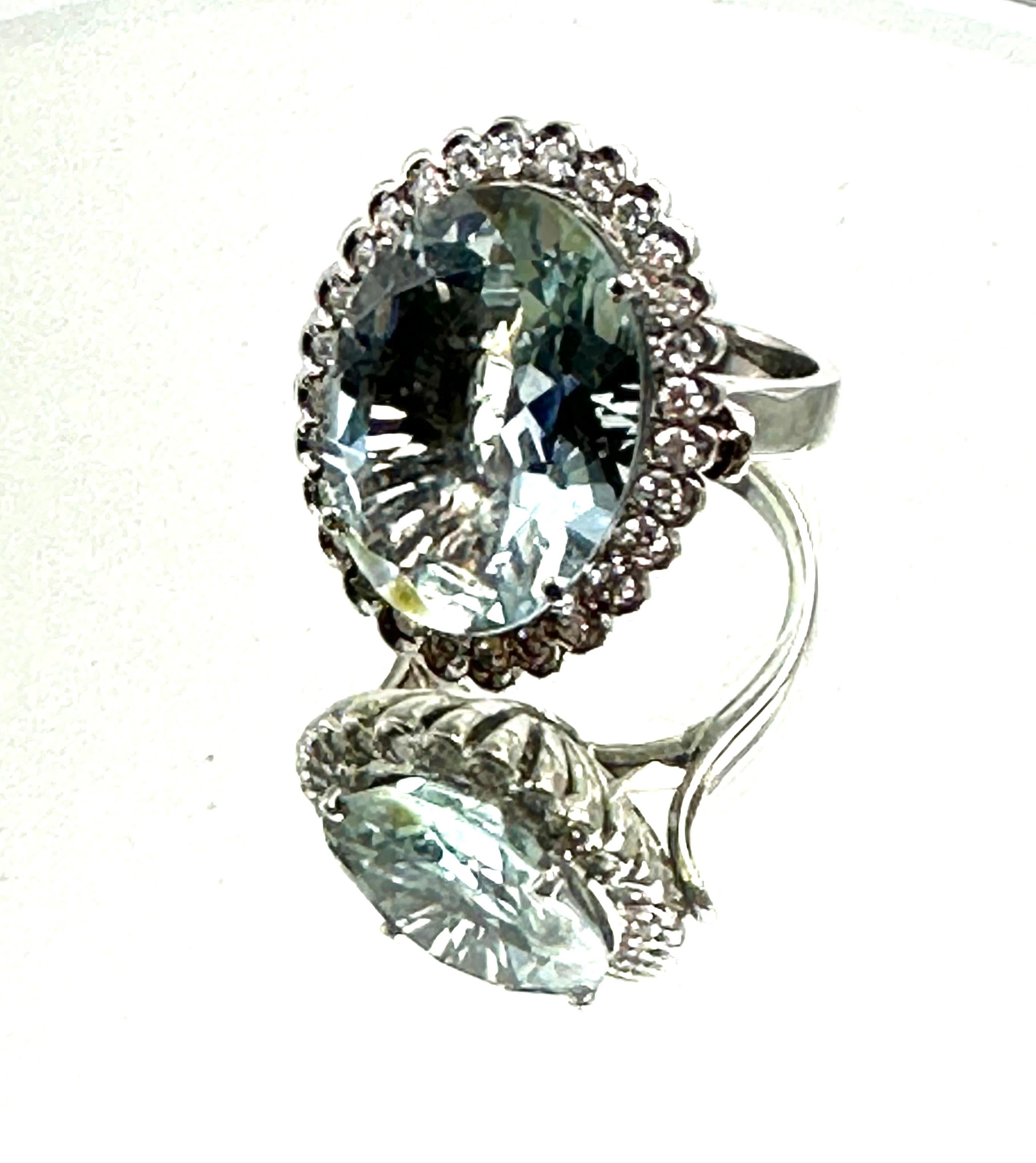 Enorme anello con acquamarina e diamanti In Excellent Condition In Sežana, SI