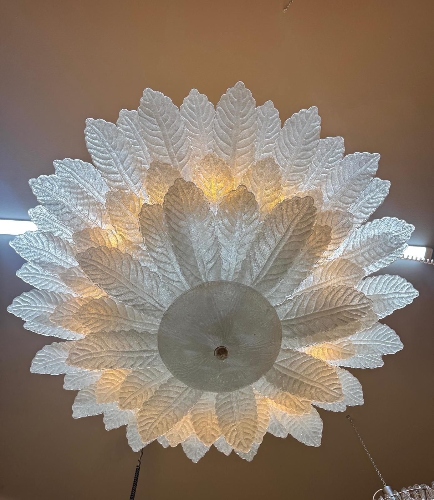 Huge Murano glass chandelier from the 1970s In Good Condition For Sale In Palermo, IT