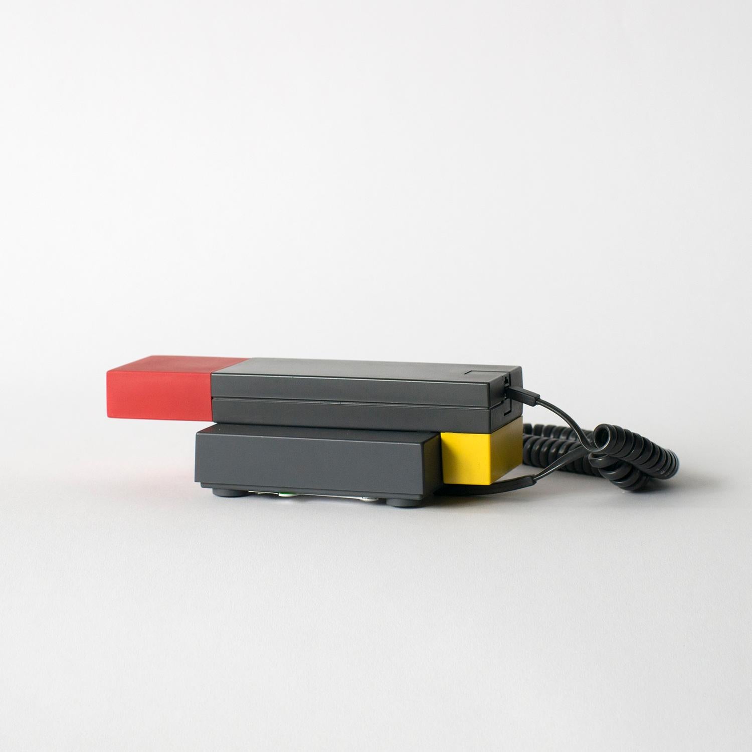 ettore sottsass enorme telephone