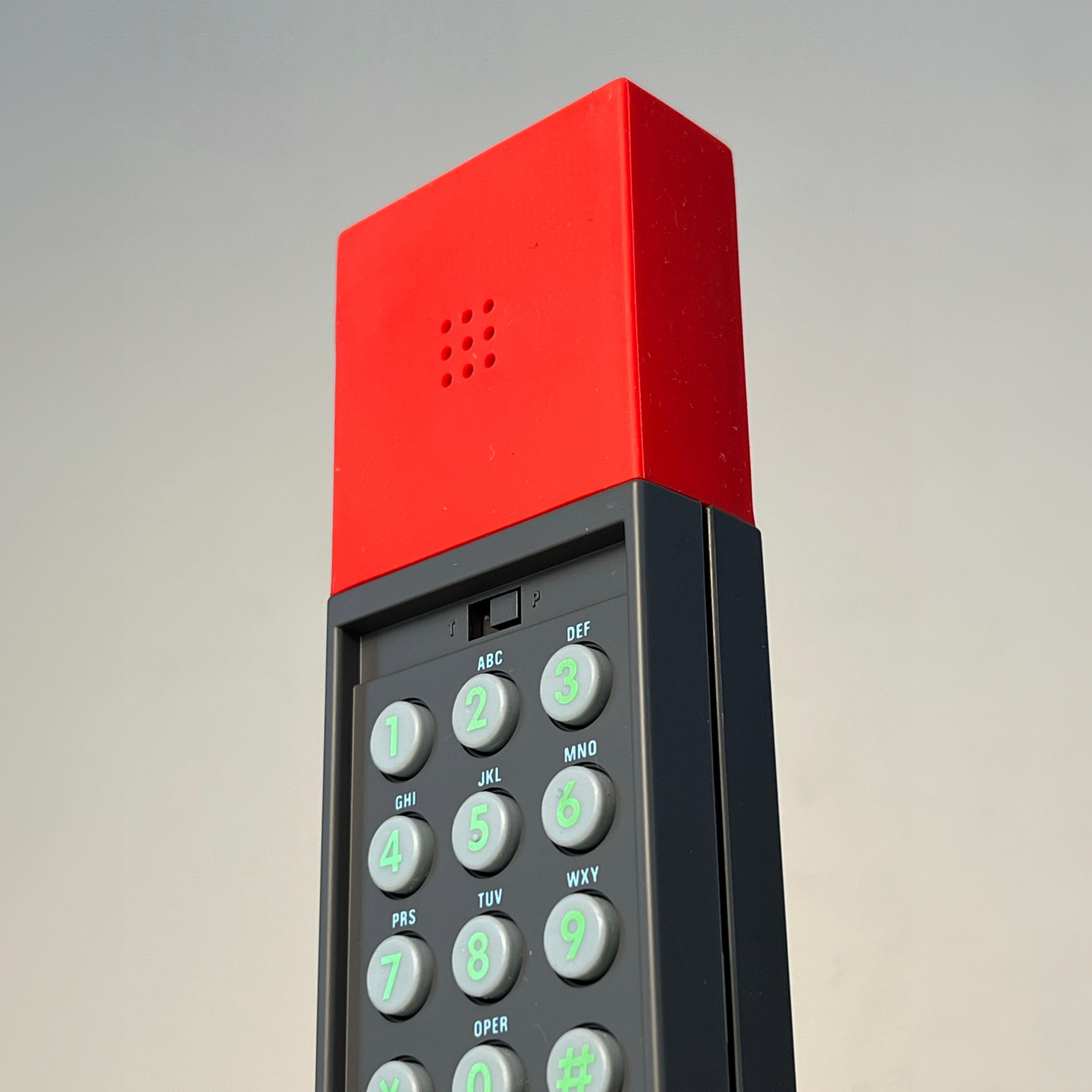 Enorme Telephone Handset designed by Ettore Sottsass for Brondi, Italy 1986 6