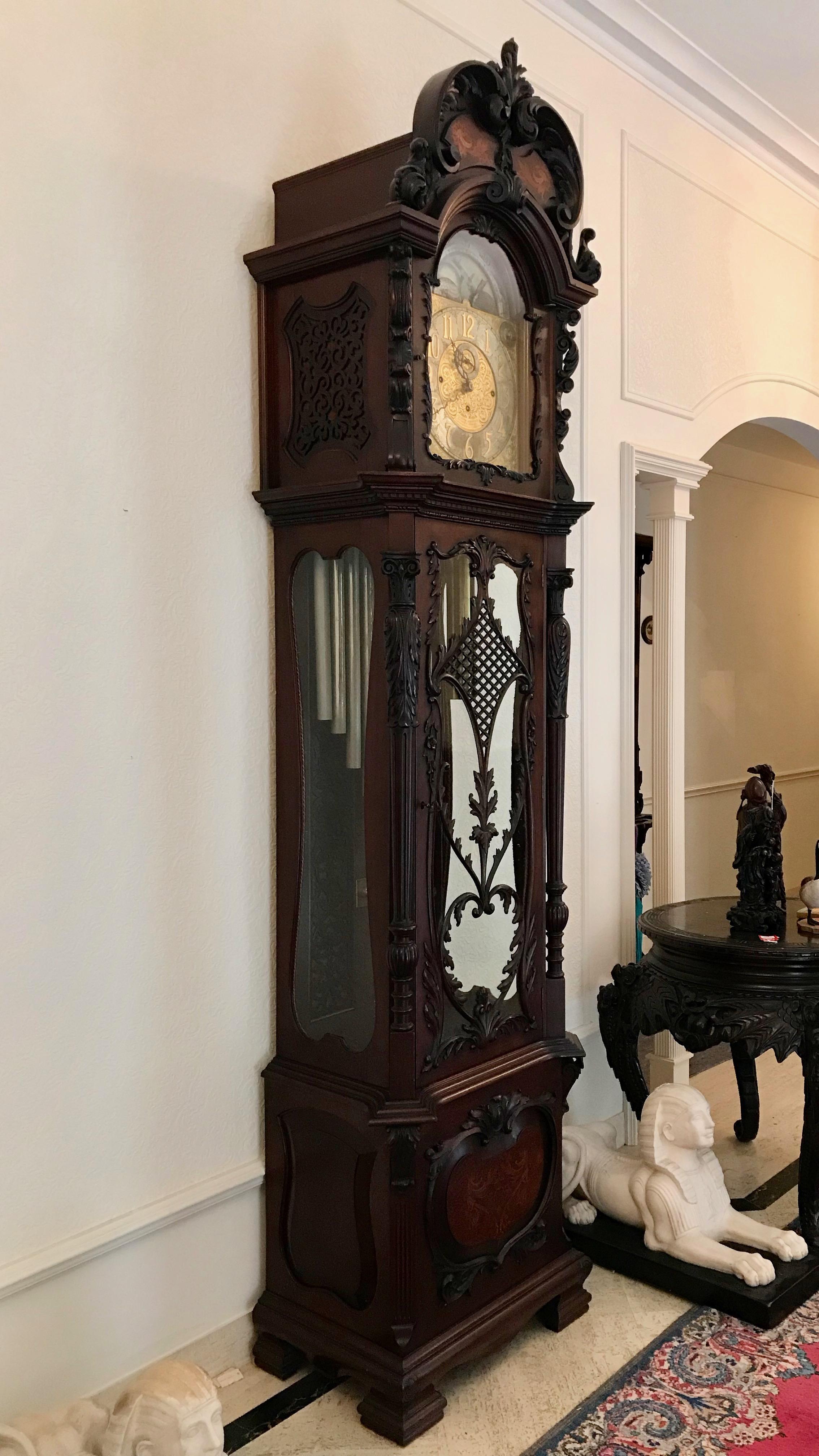 Énorme horloge anglaise à grand boîtier du 19ème siècle Bon état - En vente à West Palm Beach, FL