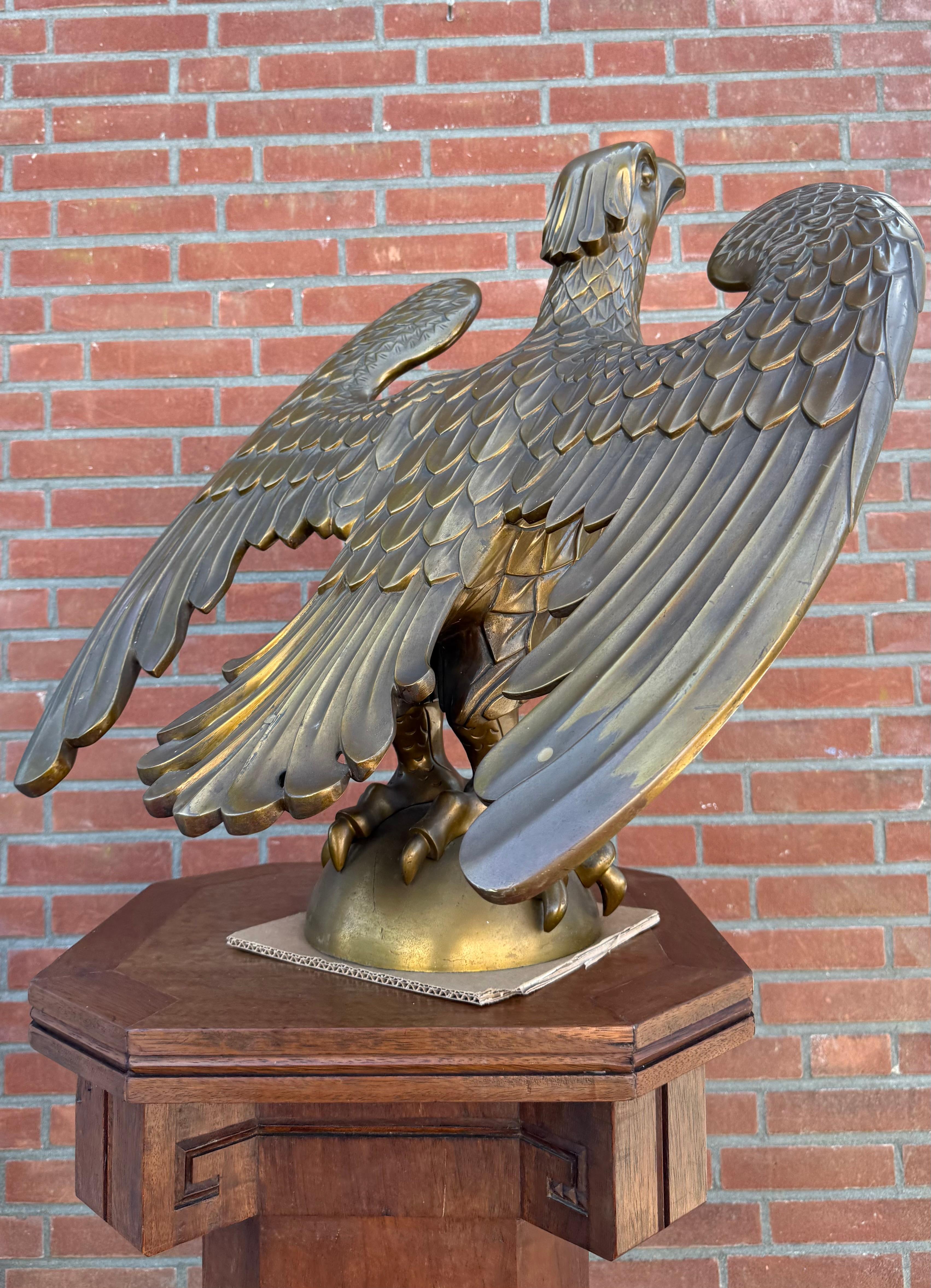 Enorme antike Bronze Eagle Skulptur Church Bible Stand oder Saint John Lectern im Angebot 5