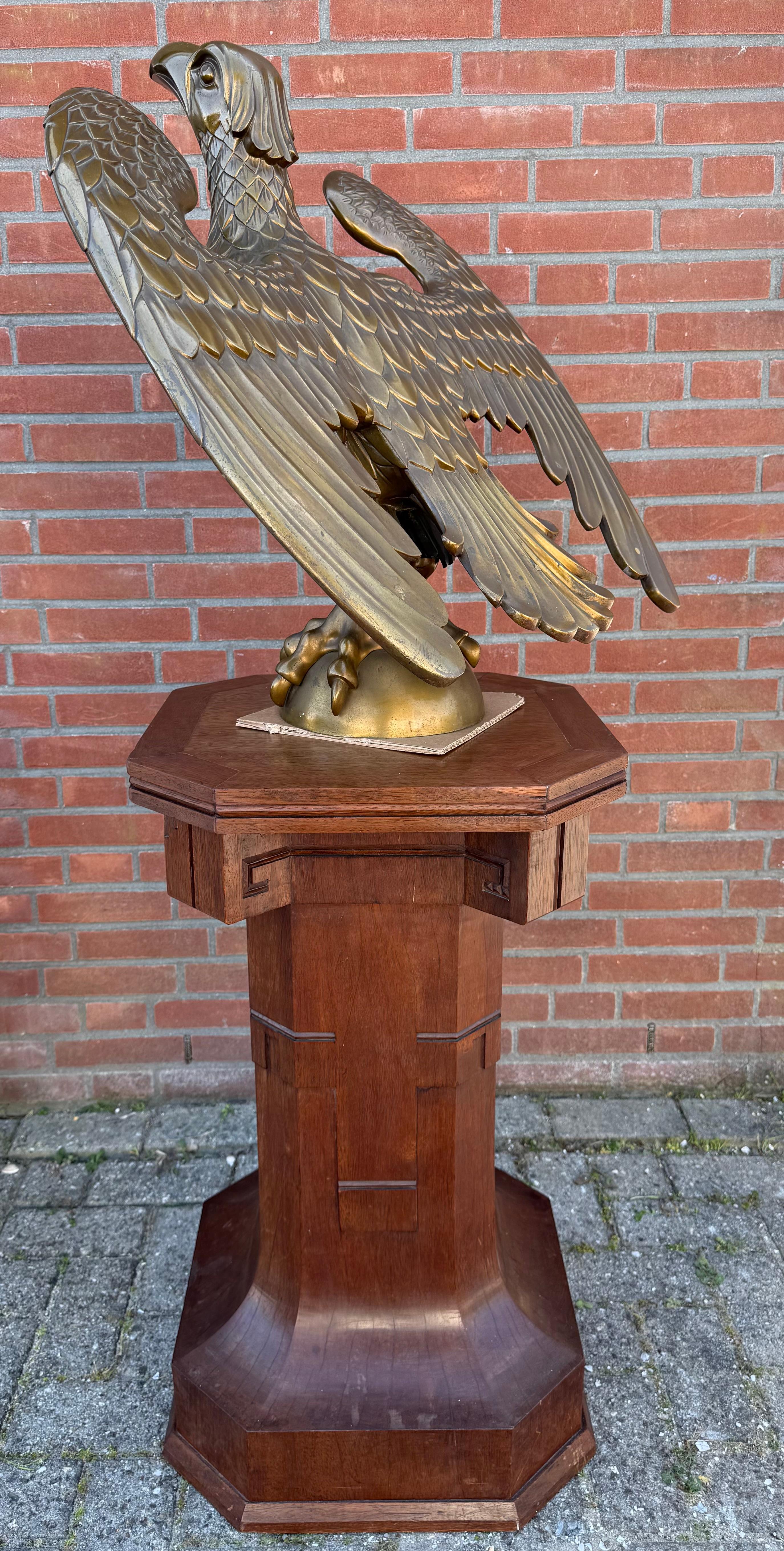 Enorme antike Bronze Eagle Skulptur Church Bible Stand oder Saint John Lectern im Angebot 6