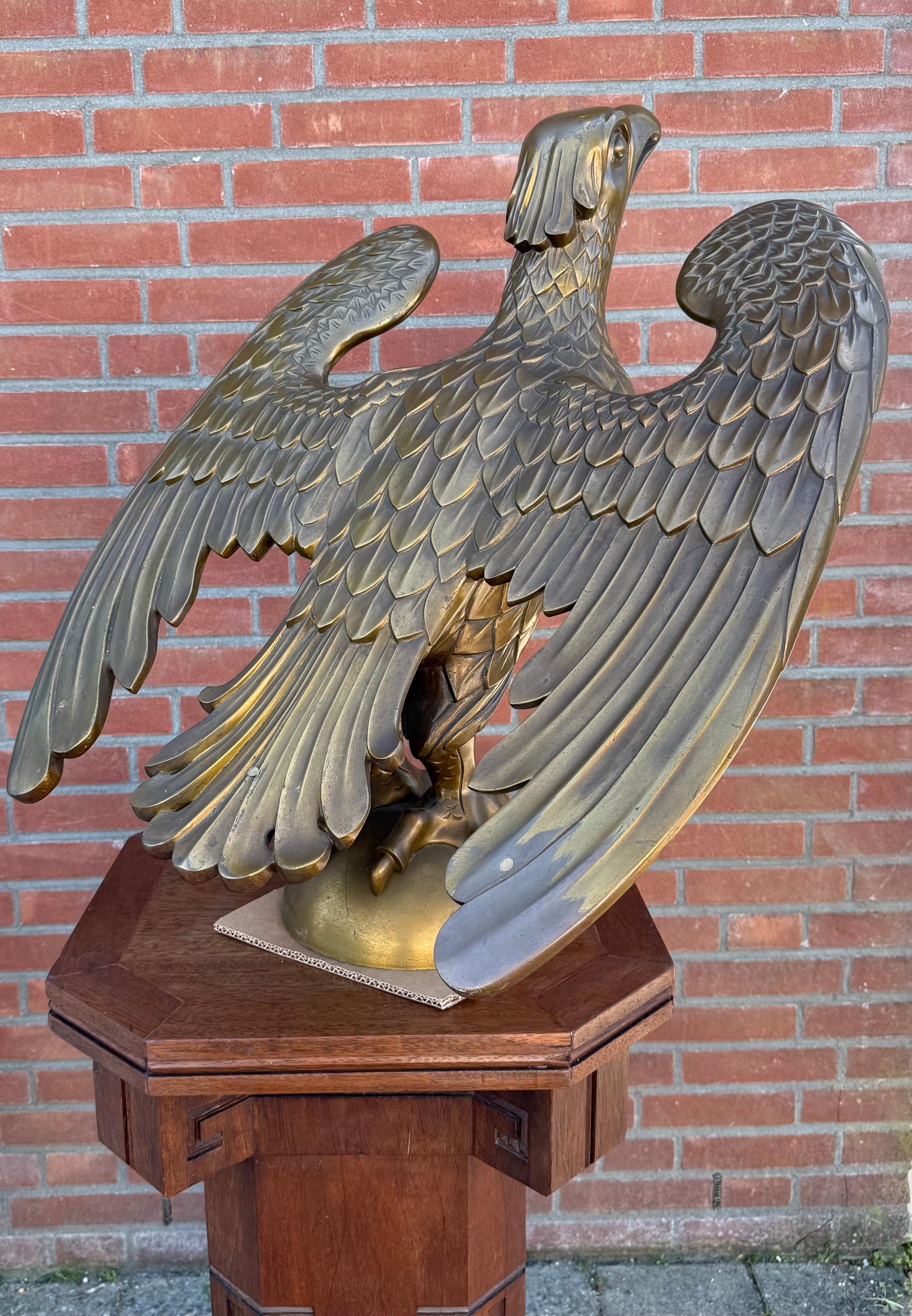 Enorme antike Bronze Eagle Skulptur Church Bible Stand oder Saint John Lectern im Angebot 12