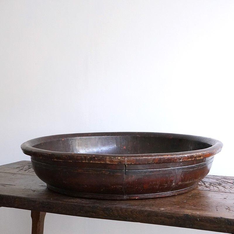 Very Large Antique Chinese Wooden Bowl, 19th Century In Good Condition For Sale In Bristol, GB