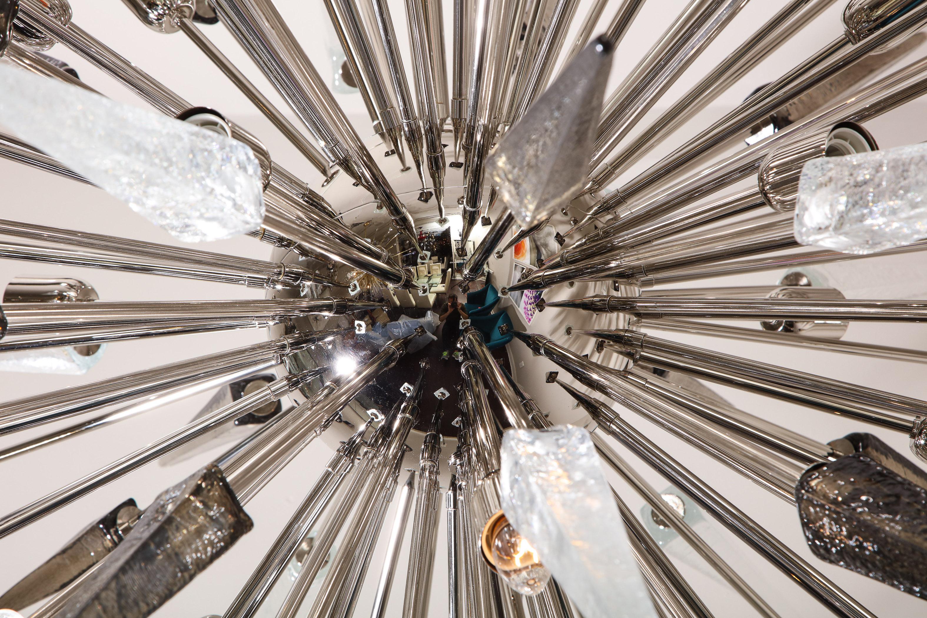 Enormous Clear and Smoke Murano Glass Spike Sputnik Chandelier For Sale 5