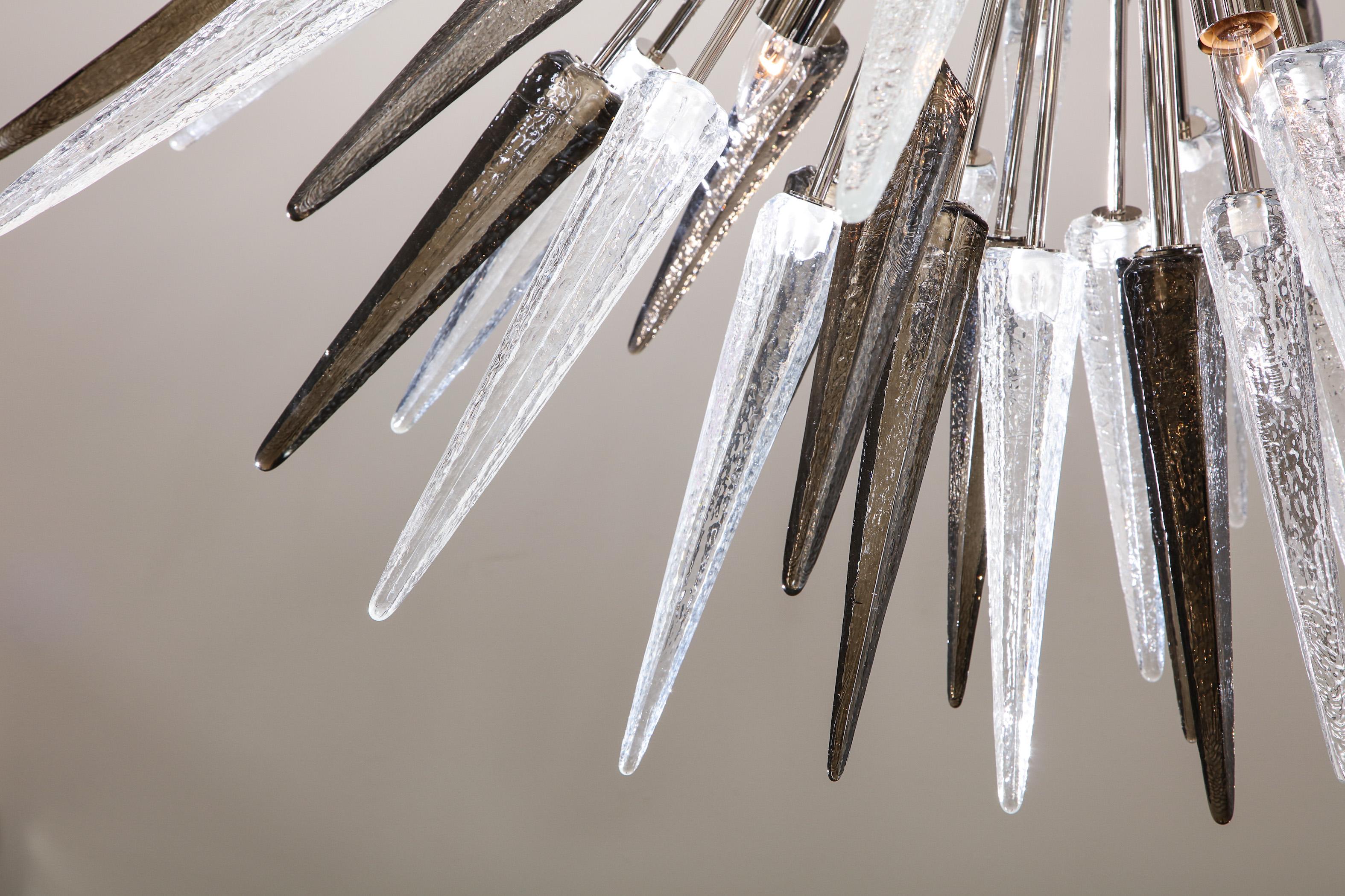 XXI secolo e contemporaneo Enorme lampadario Sputnik in vetro di Murano trasparente e fumè in vendita