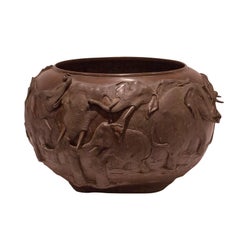 Antique Enormous Elephant Bowl, Japan Meiji period, circa 1890