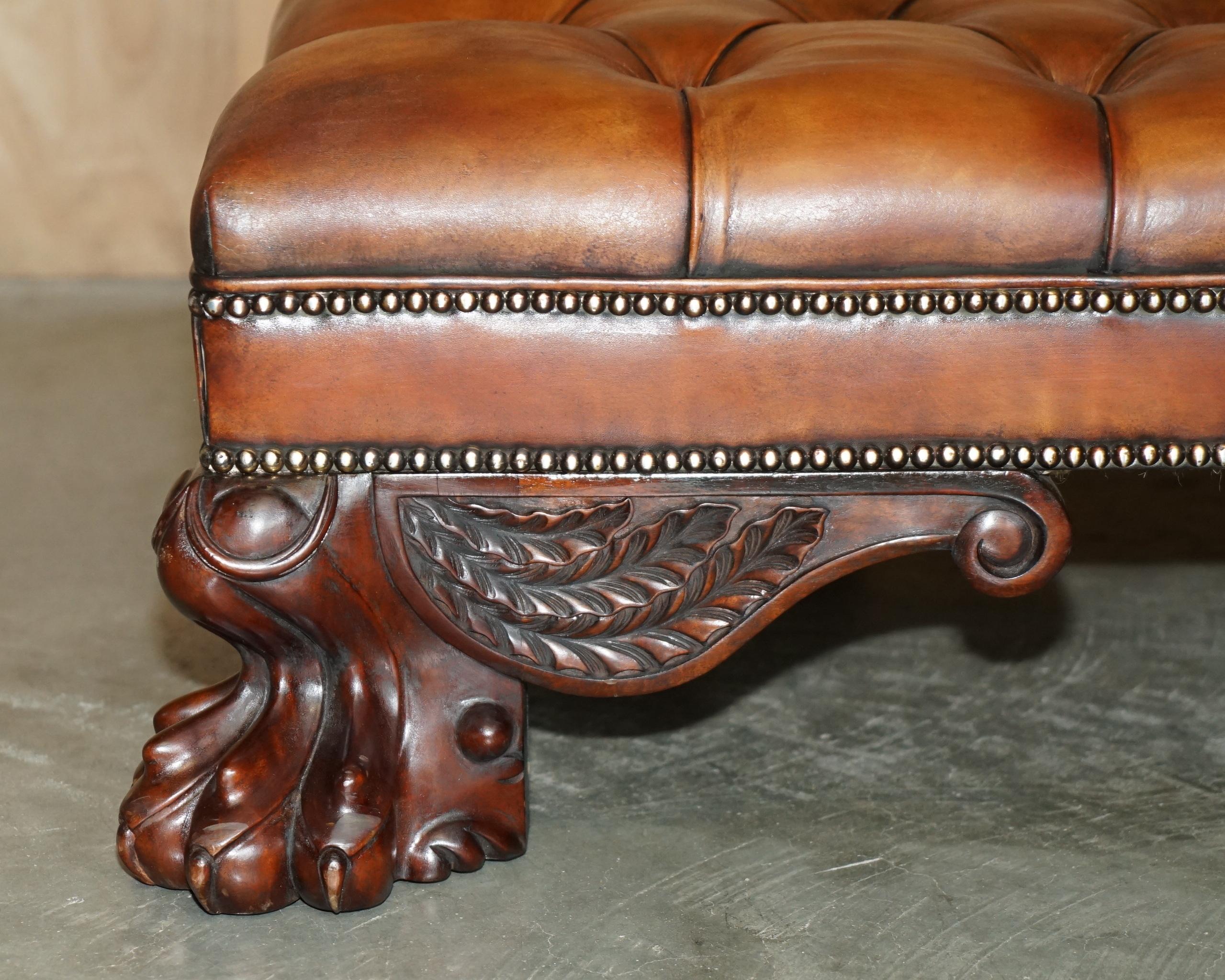ENORMOUS FullY RESTORED BROWN LEATHER CHESTERFiELD TUFTED HEARTH FOOTSTOOL (Chesterfield) im Angebot