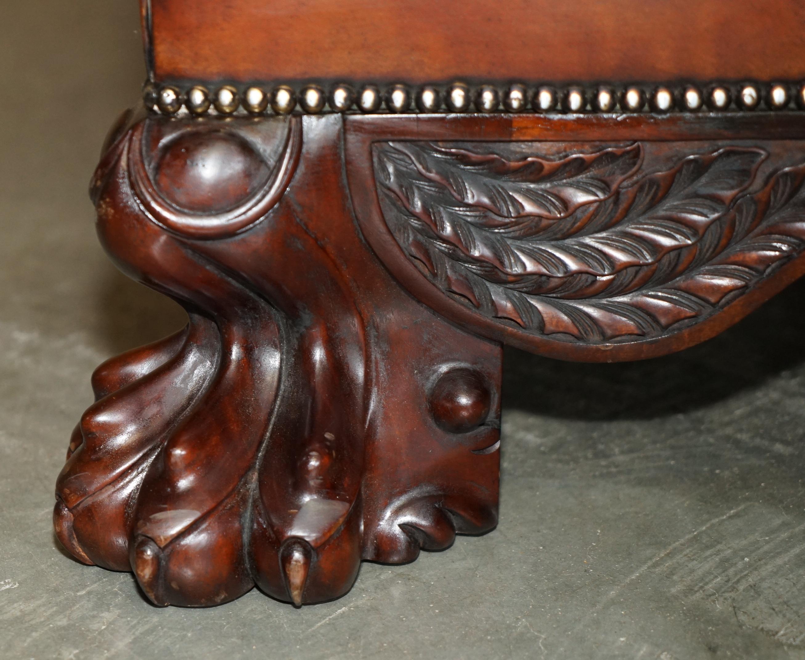 ENORMOUS FullY RESTORED BROWN LEATHER CHESTERFiELD TUFTED HEARTH FOOTSTOOL im Zustand „Gut“ im Angebot in West Sussex, Pulborough