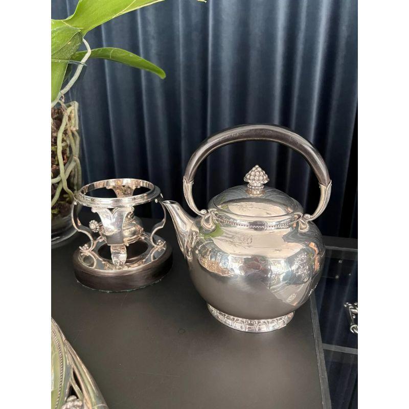Enormous Georg Jensen Sterling Silver Tea Service 32 In Excellent Condition For Sale In Hellerup, DK