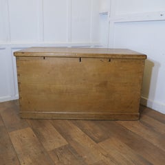 Enormous Large Victorian Polished Pine Blanket Box   This is a Huge, Very Large