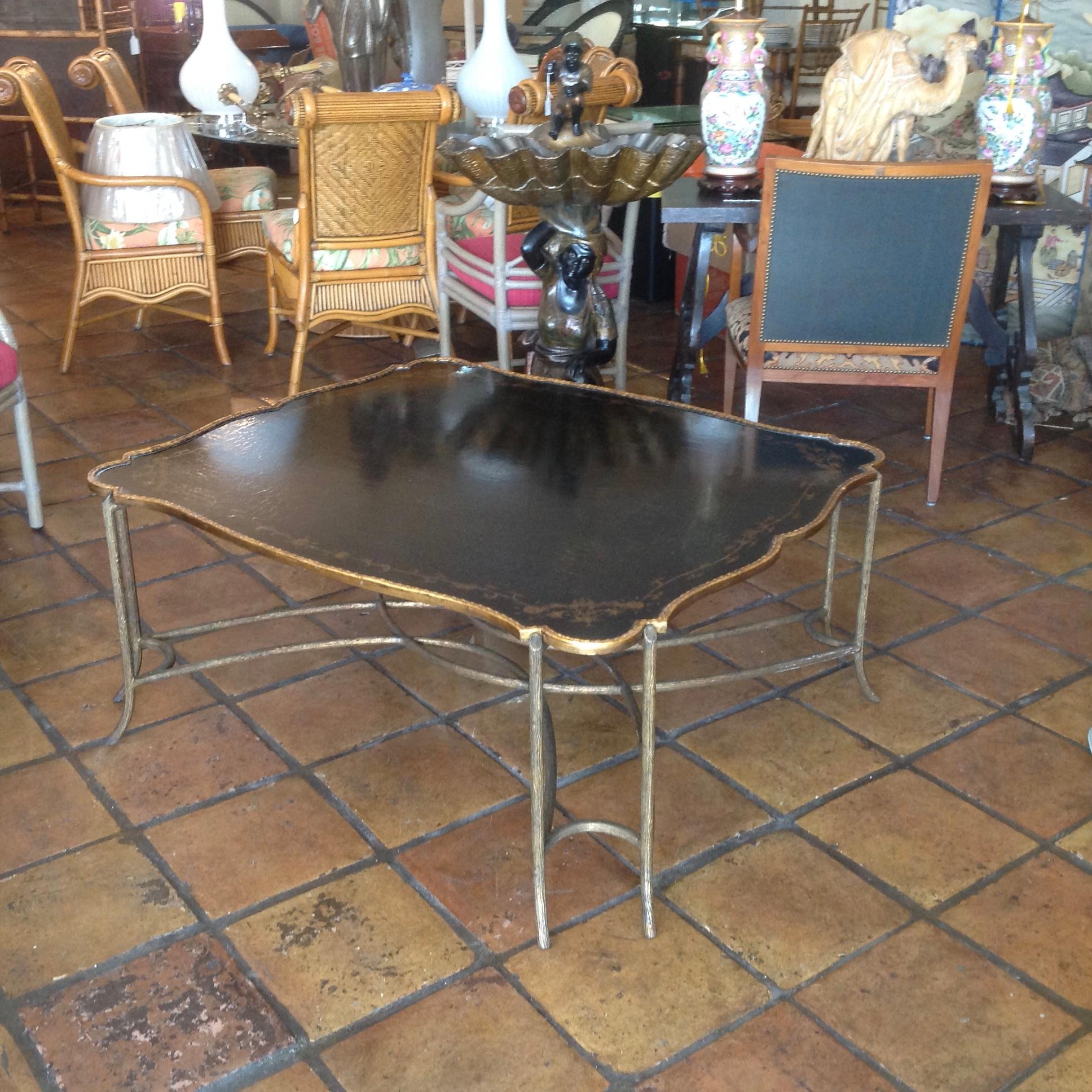 Enormous Tray Top Style Coffee Table In Good Condition In West Palm Beach, FL