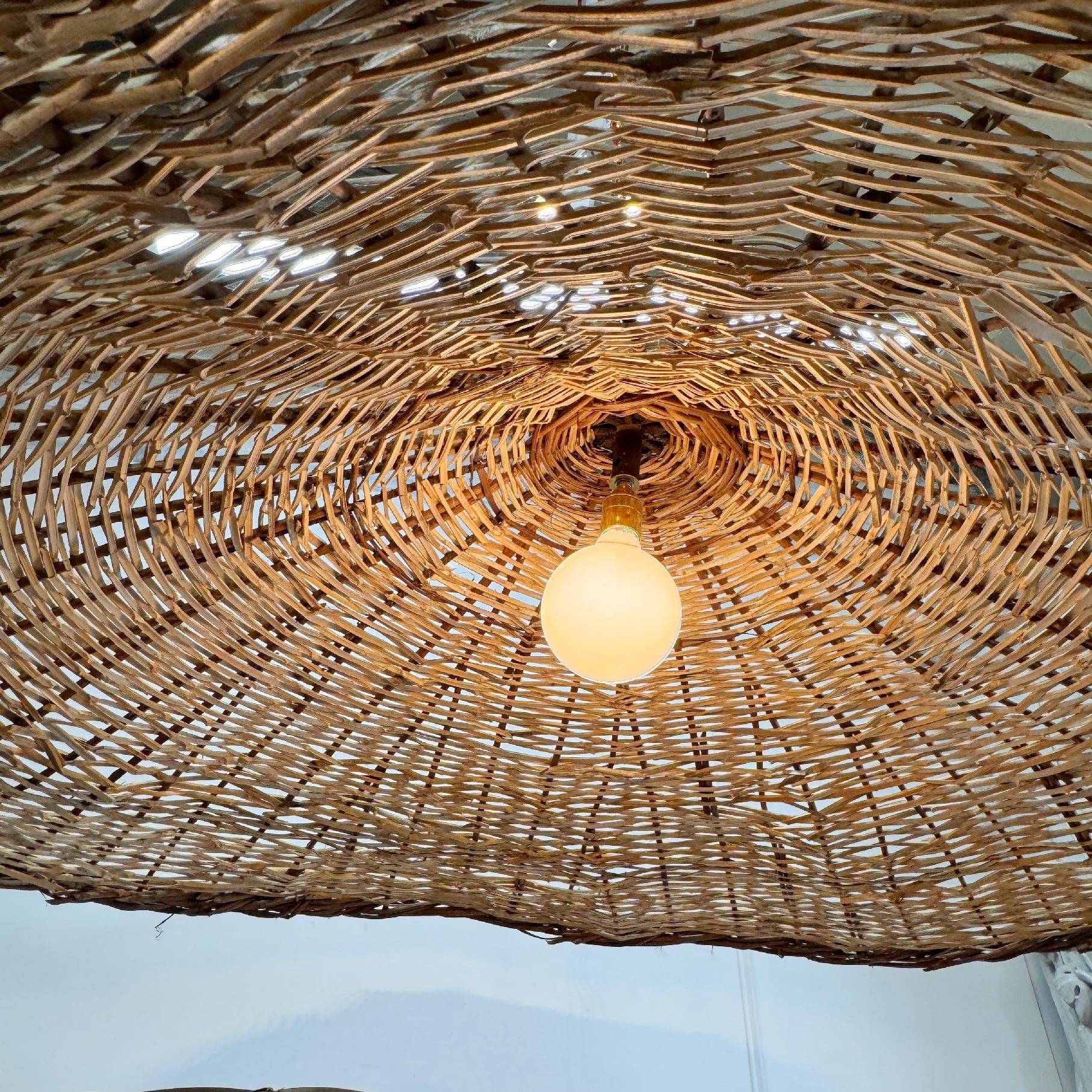 Enorme parasole in vimini a soffitto in vendita 5