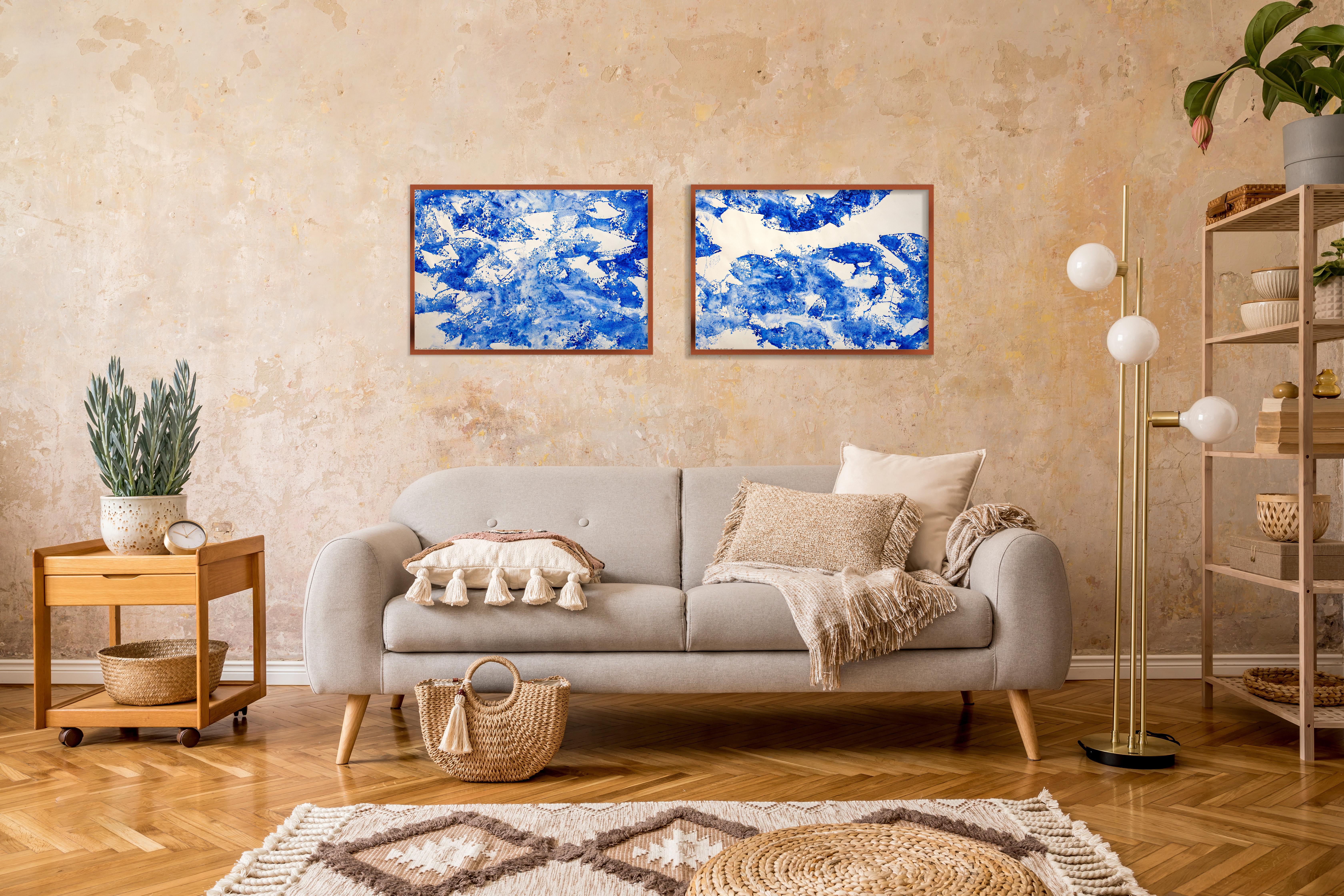 Dittico astratto di forme di pesce, blu e bianco, paesaggio marino mediterraneo, tecnica mista 2