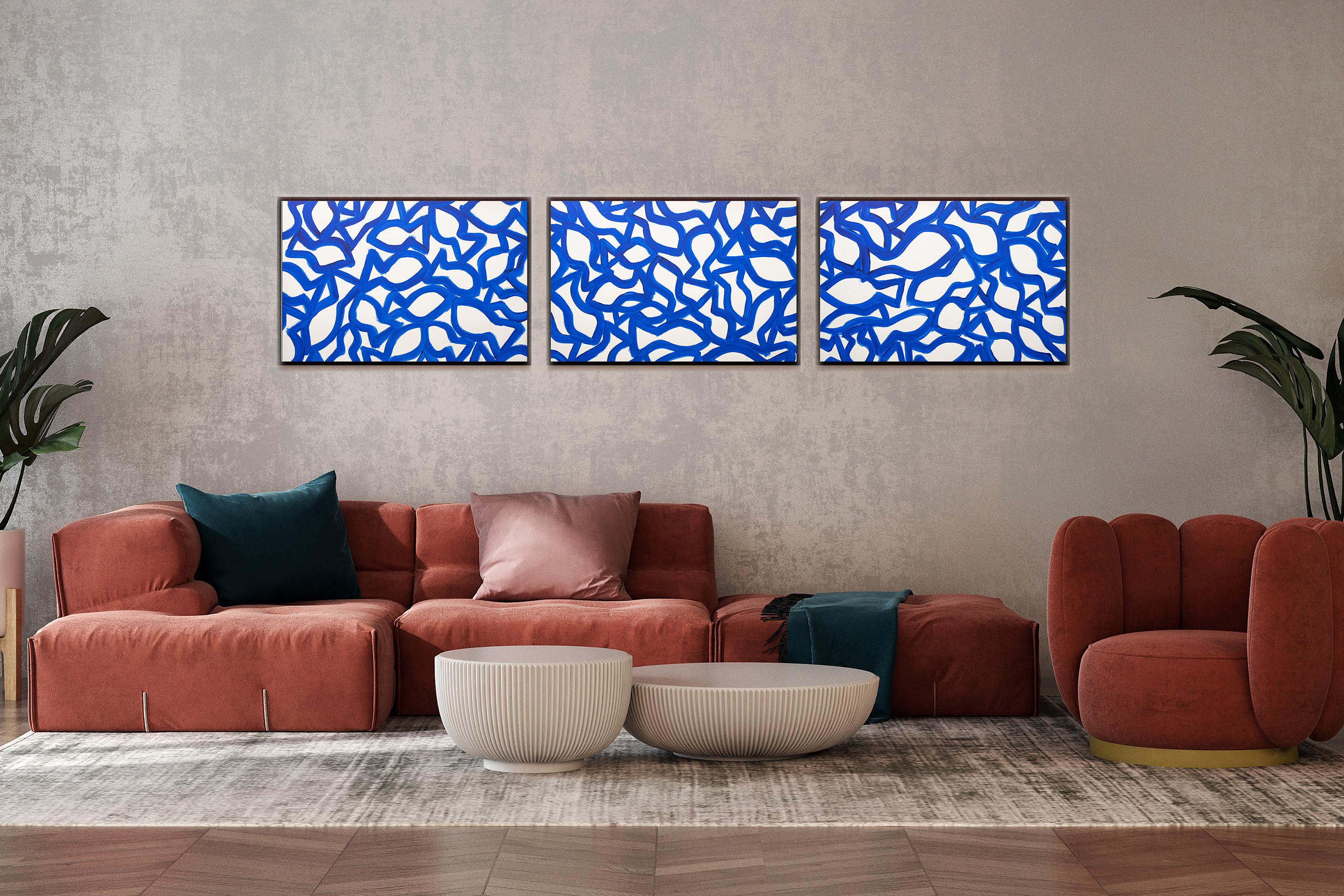 Marina Triptychon, Abstrakte Fischformen auf Papier, mediterranes blau-weißes Muster im Angebot 3