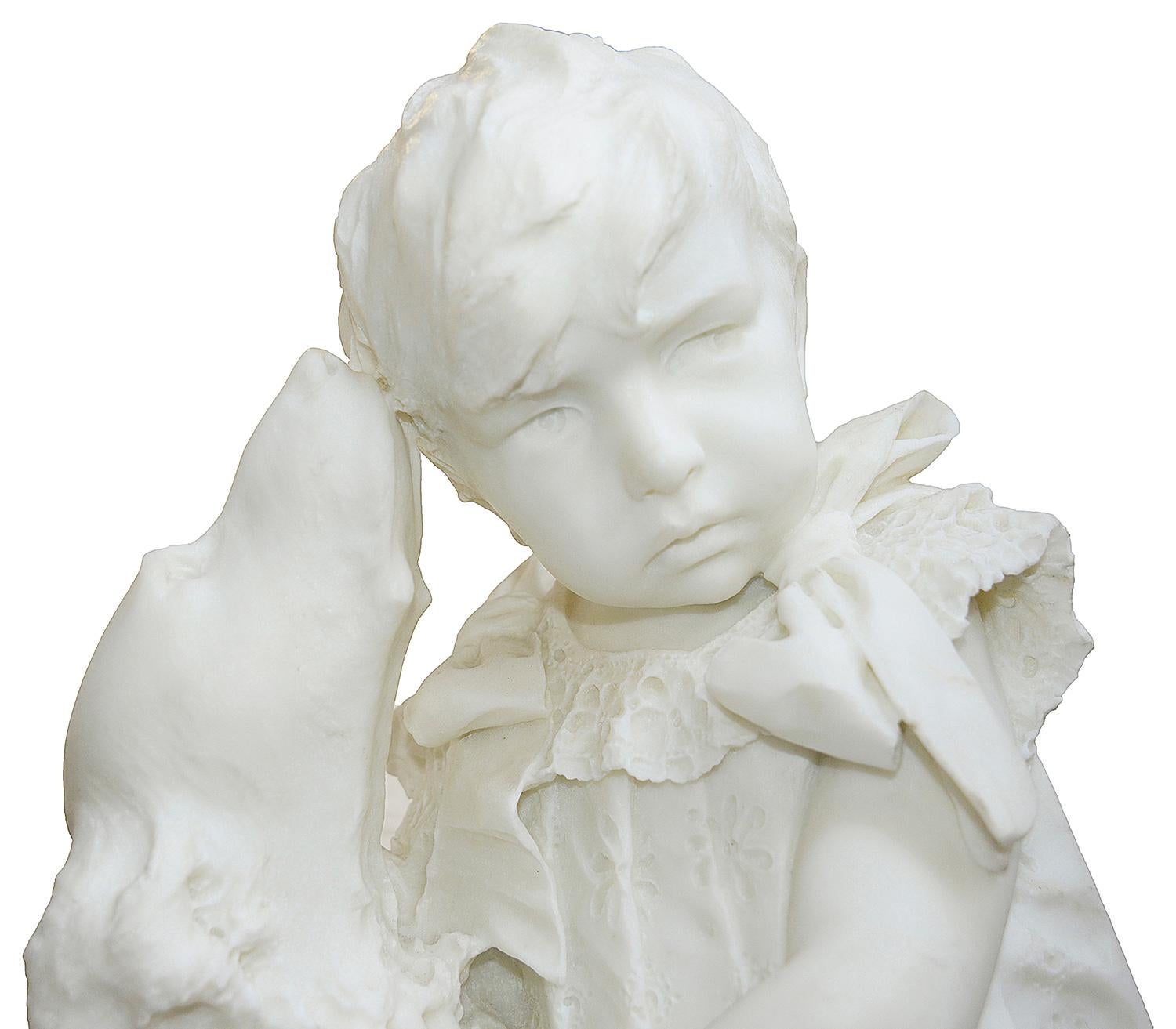 Enrico Astorri, estatua de mármol del siglo XIX de niño con perro Italiano