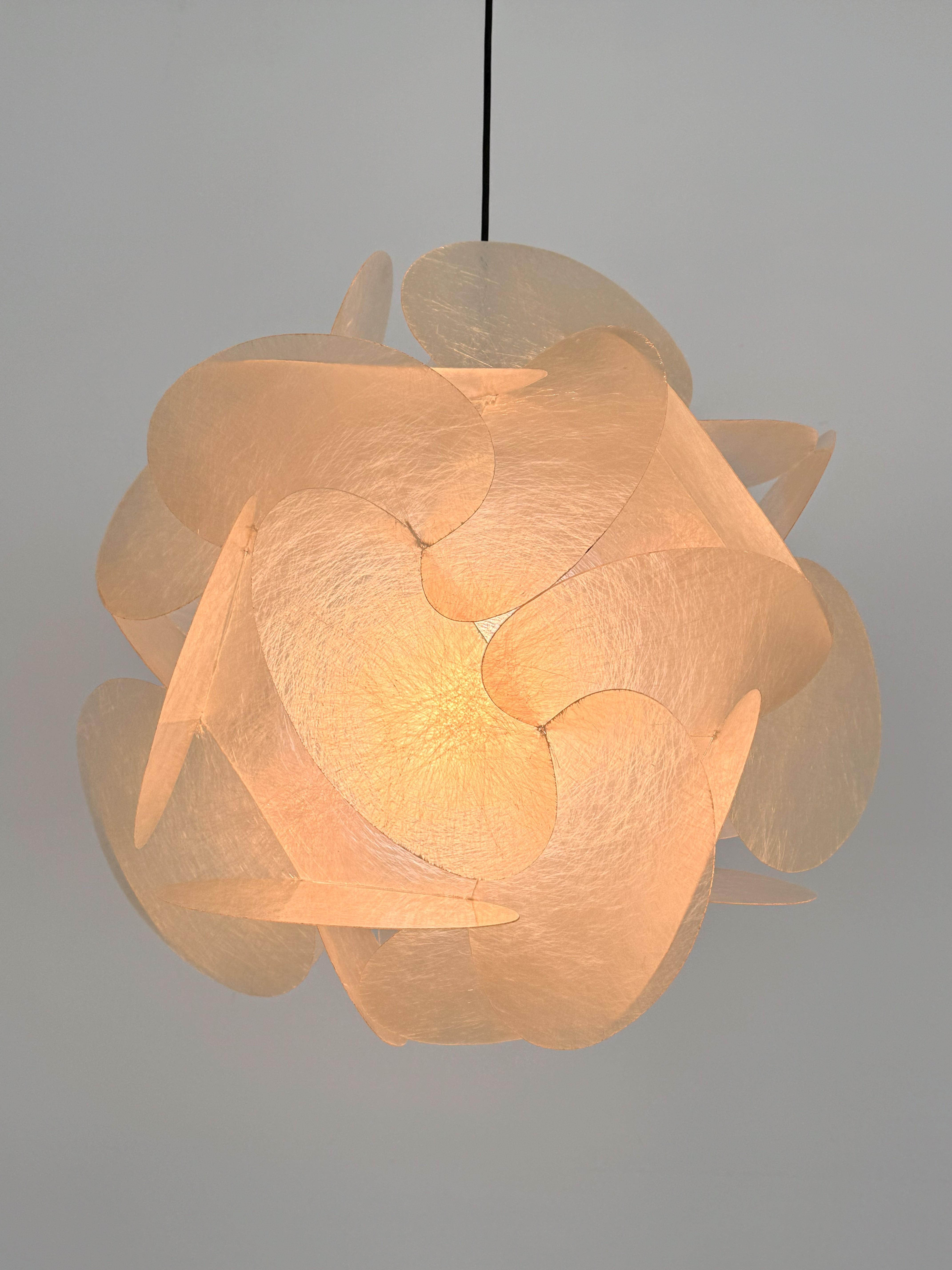 Ottone Enrico Botta Lampada a sospensione in fibra di vetro di Sundown Edition, Italia, 1968 in vendita