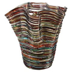Enrico Cammozzo. Jarrón de cristal de Murano multicolor. Italia, años 80. Estilo Mid-Century Modern