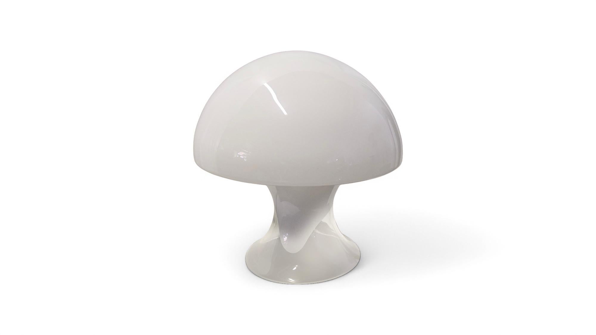 Lampe de table Enrico Capuzzo pour Vistosi, années 1960 en vente 1