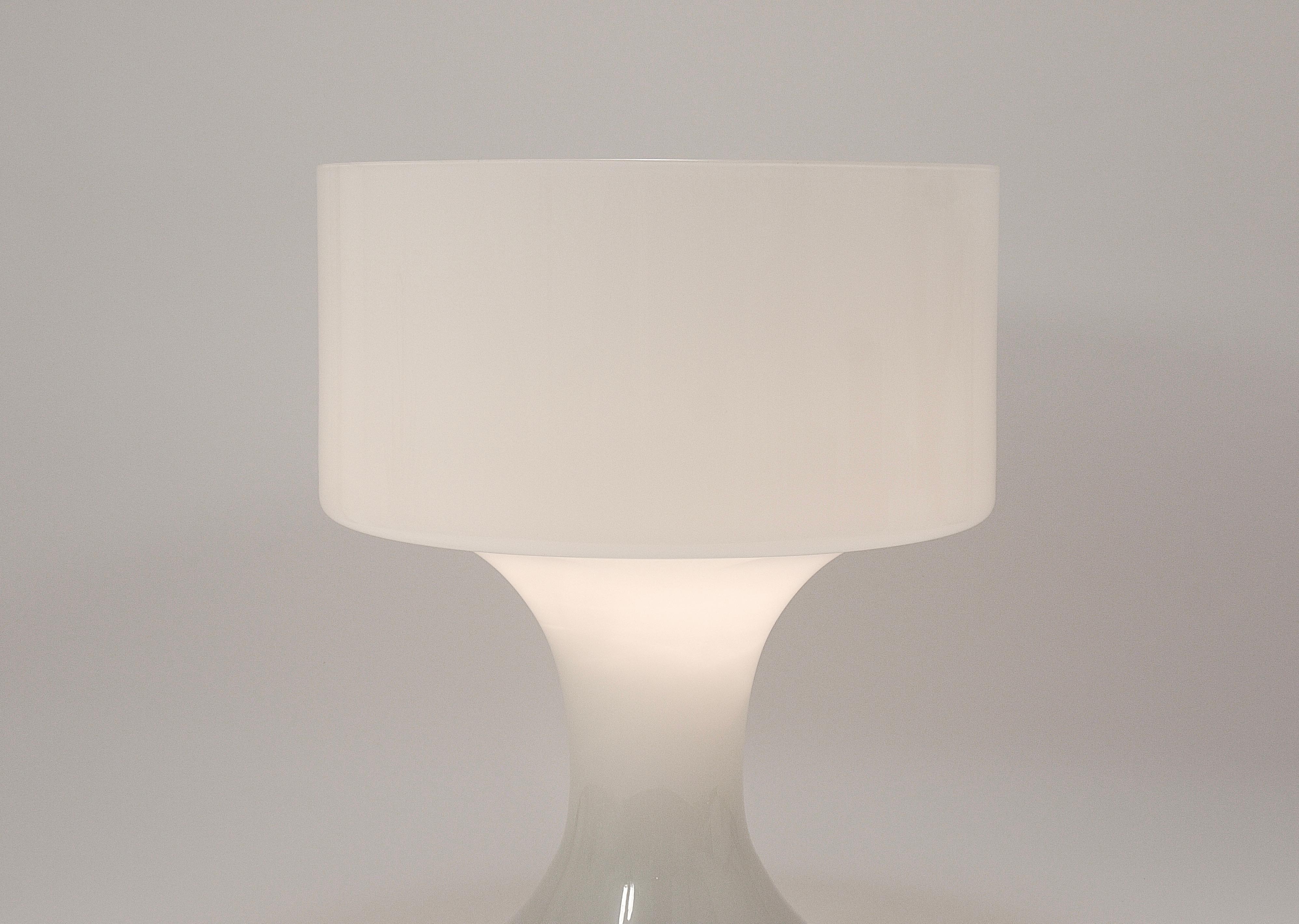 Enrico Capuzzo Vistosi Large Sebenica L190 Table Floor Side Lamp, Italy, 1960s 10