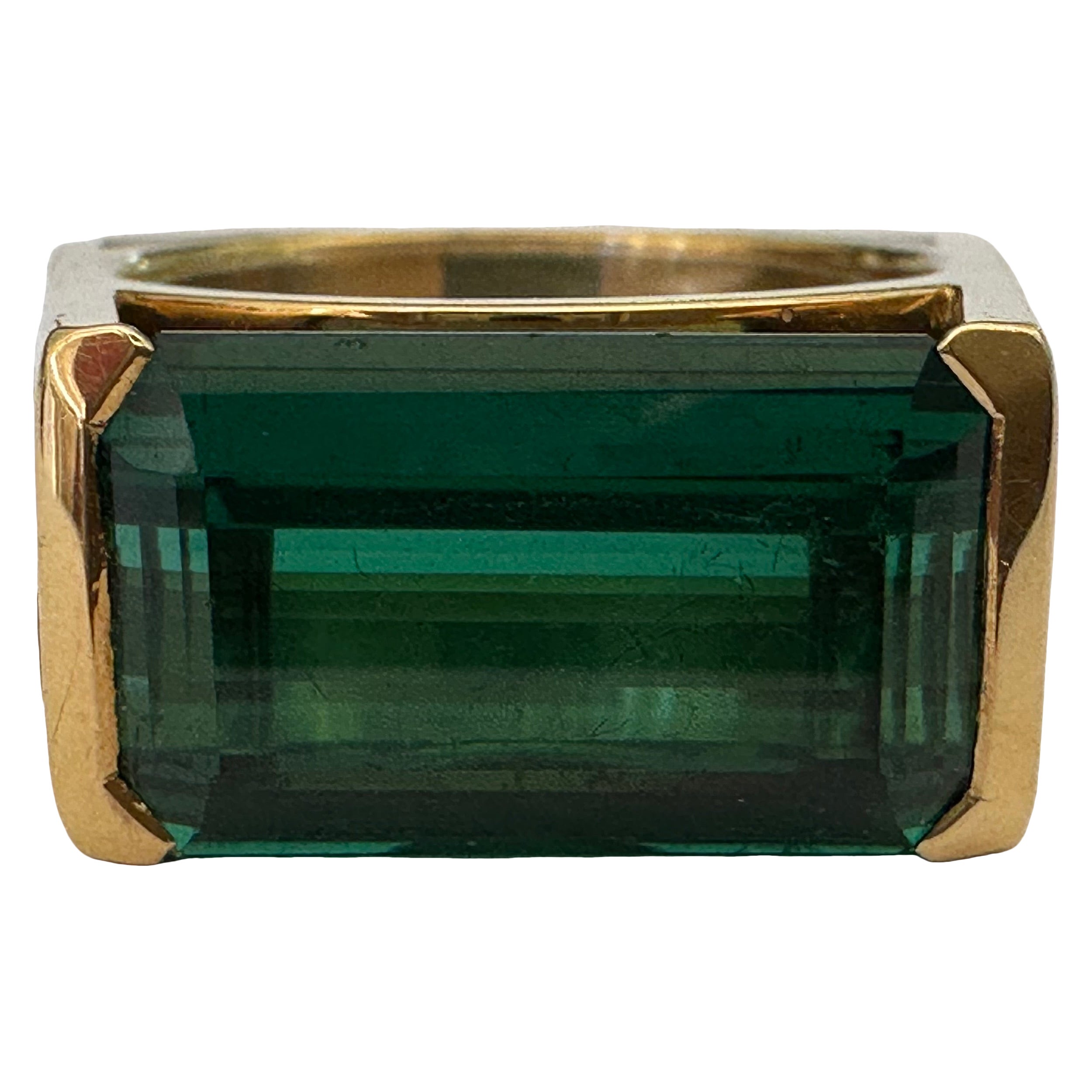 Enrico Cirio Anello da cocktail con tormalina verde e diamanti d
epoca in vendita