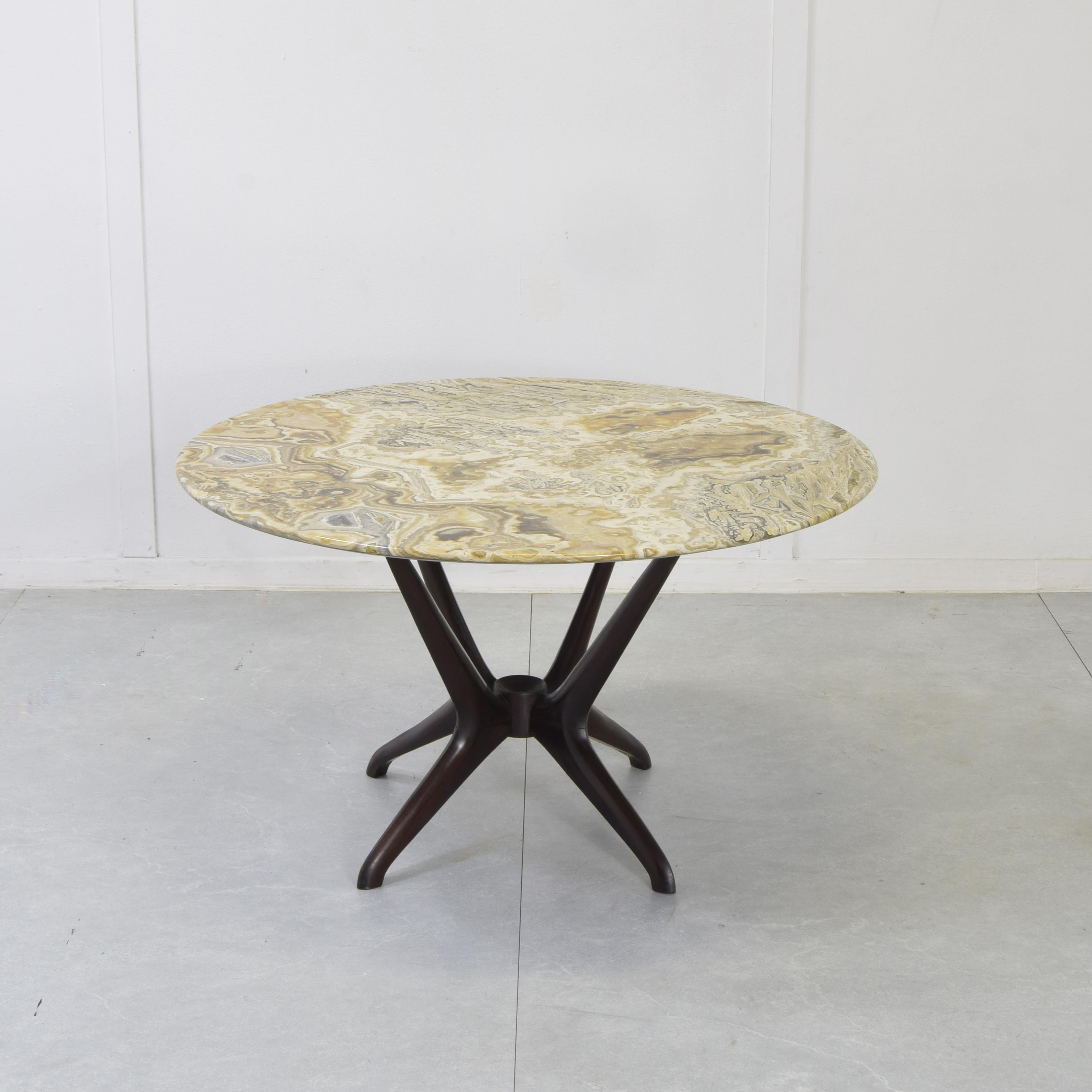Enrico Ciuti coffee table for Cassina 1950s. In condizioni buone in vendita a bari, IT