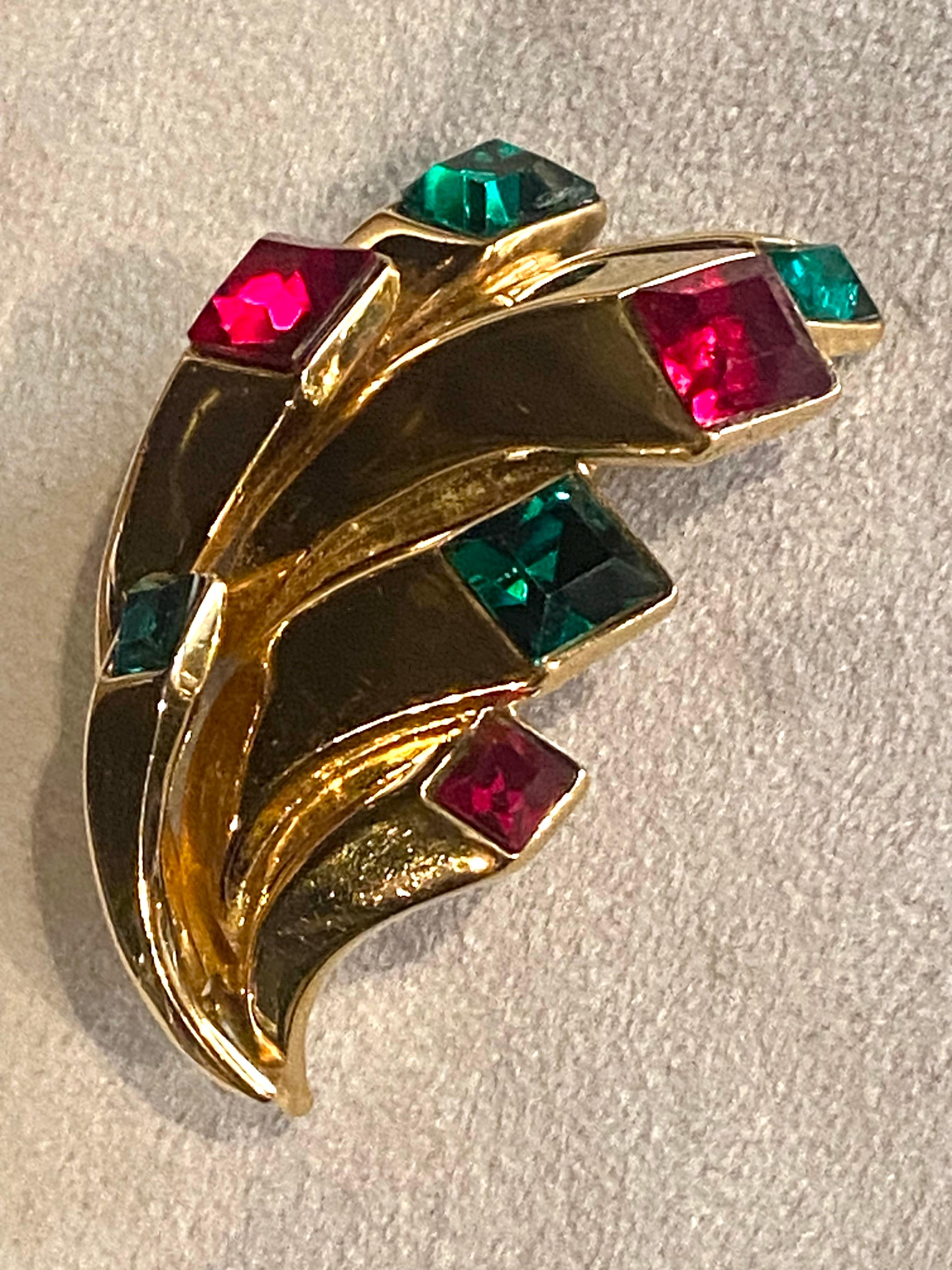 Orecchini scultura Enrico Coveri anni '80 in oro, rosso e verde con strass in vendita 6