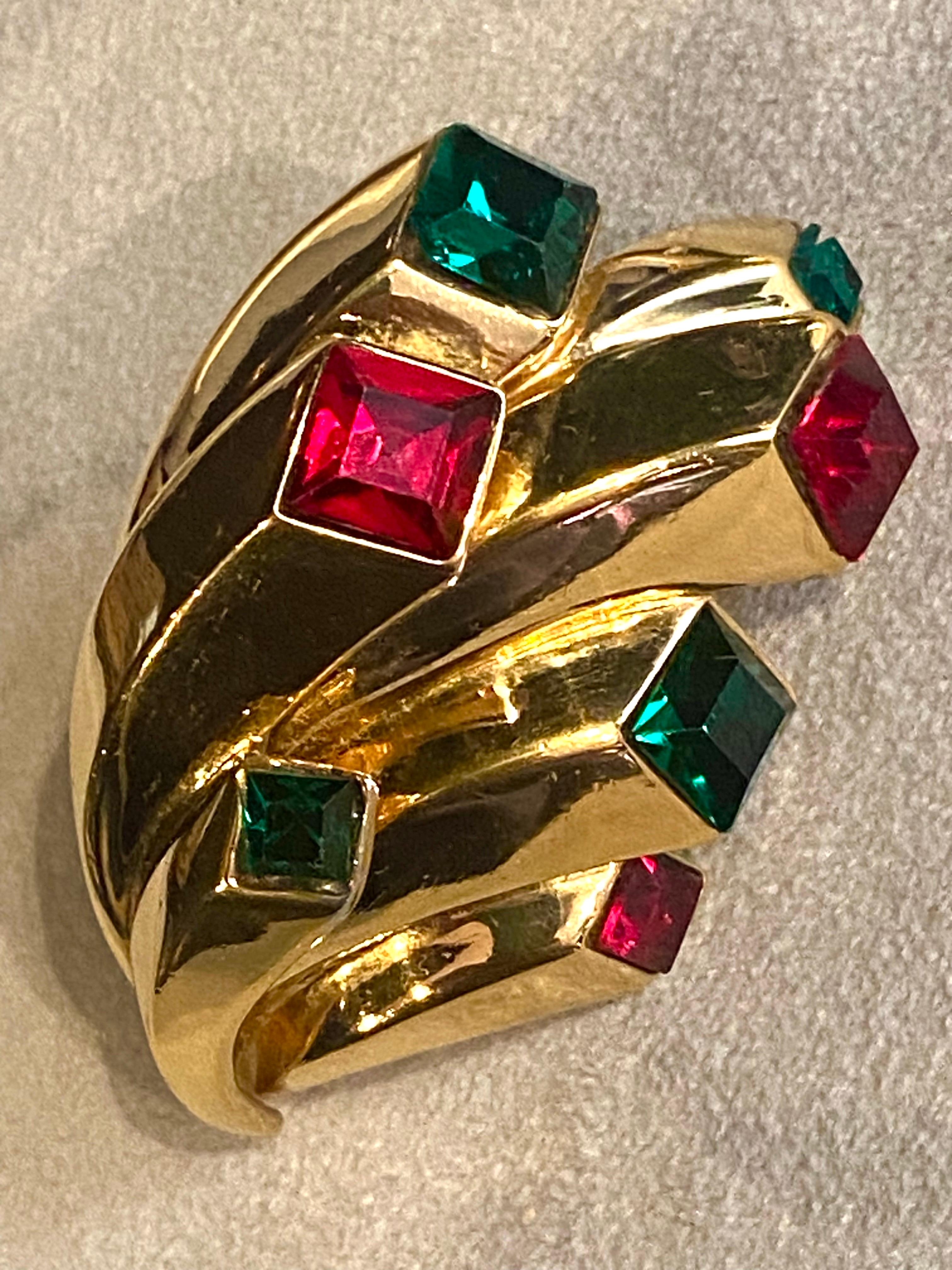 Orecchini scultura Enrico Coveri anni '80 in oro, rosso e verde con strass in vendita 8