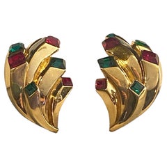 Orecchini scultura Enrico Coveri anni '80 in oro, rosso e verde con strass