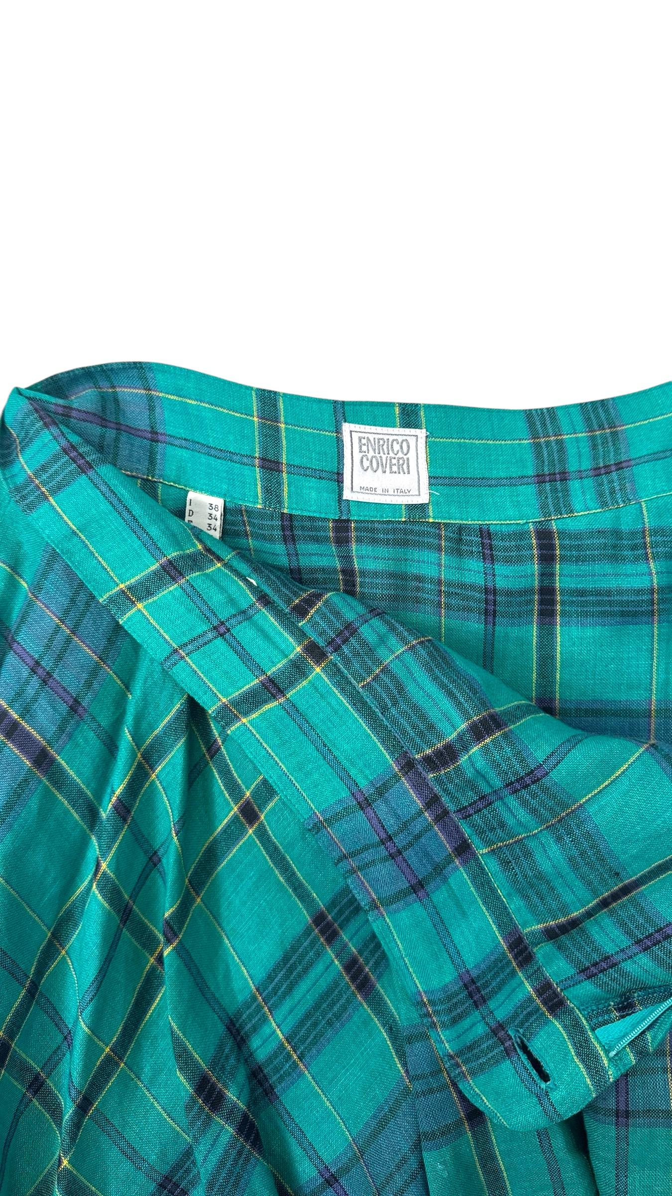 Enrico Coveri Boutique Tartan Puff-Sleeve Three-Piece Ensemble For Sale 5