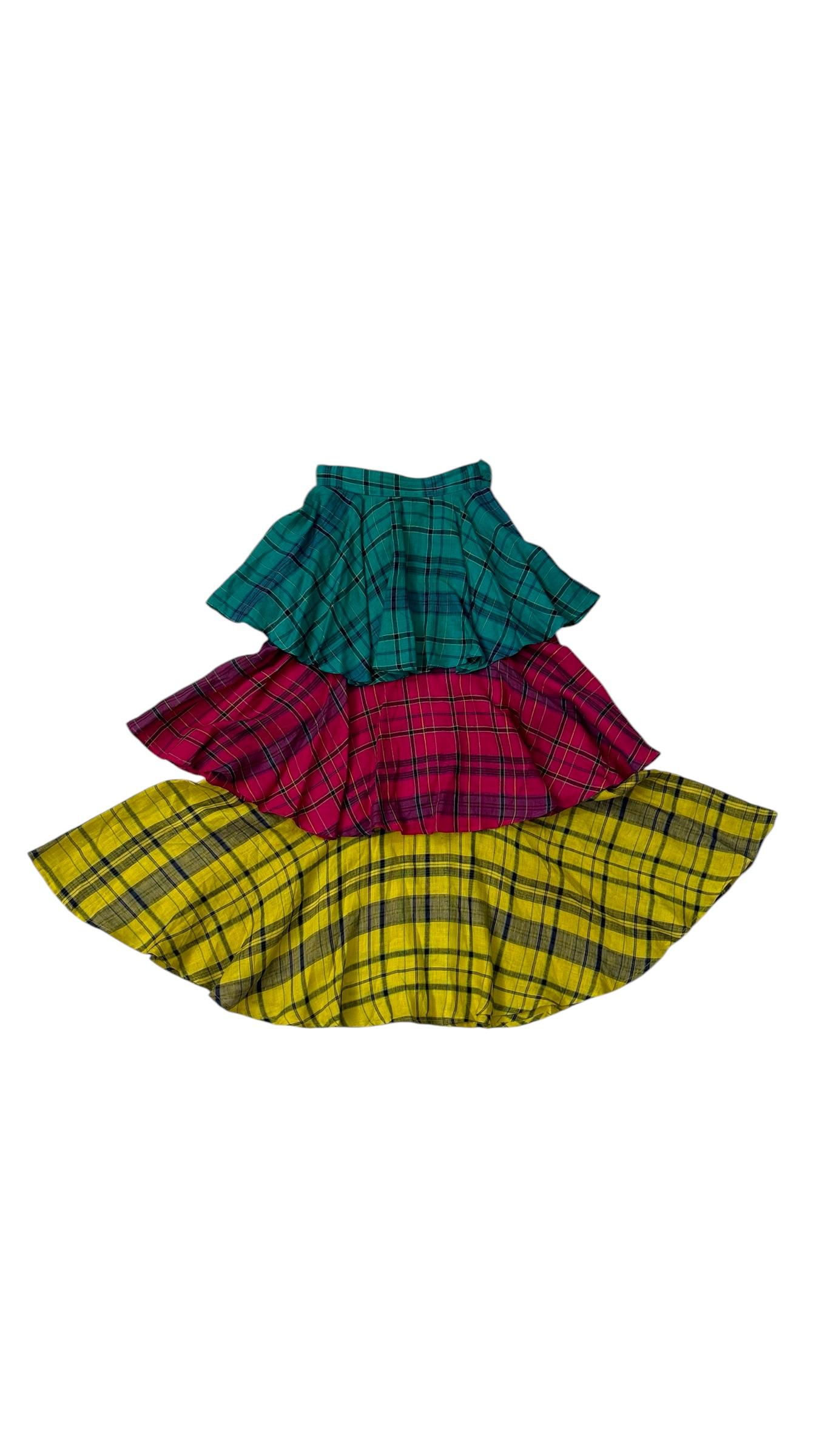 Enrico Coveri Boutique Tartan Puff-Sleeve Three-Piece Ensemble For Sale 3