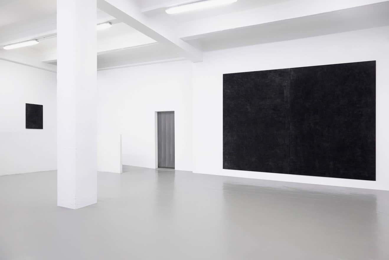 Großes Gemälde in schwarzer Holzkohle von Enrico Della Torre, 2017 im Angebot 6