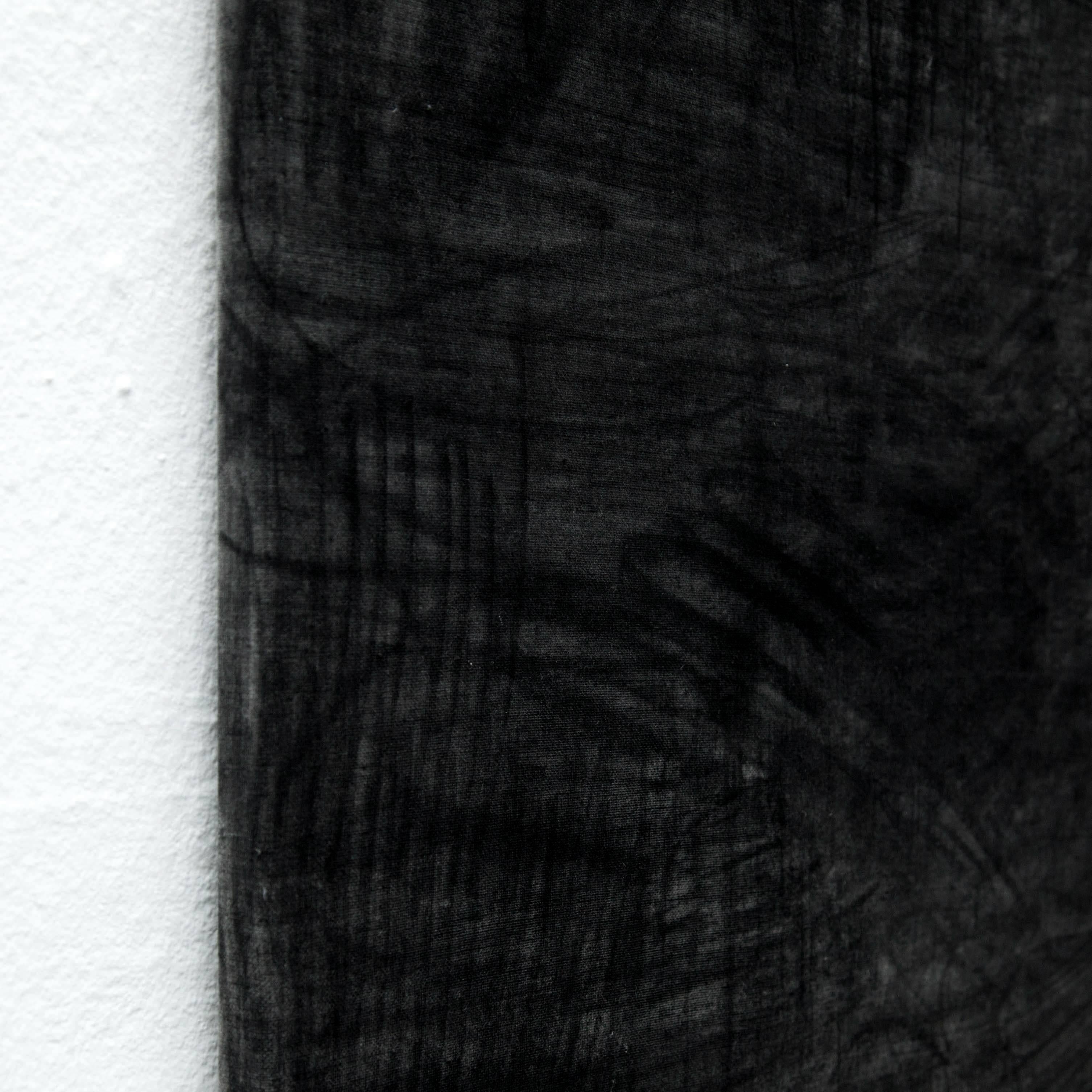 Linen Enrico Dellatorre Black Painting