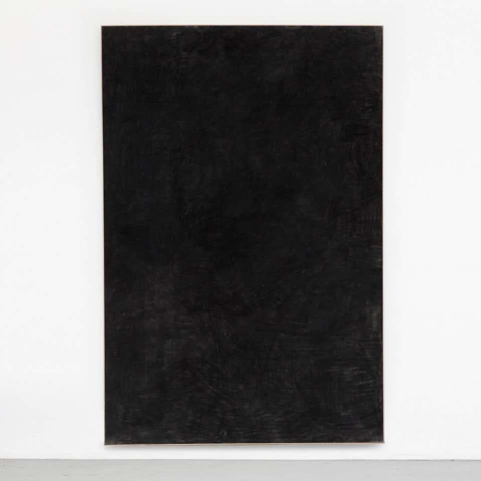 Pintura al carboncillo sobre lino realizada por Enrico Dellatorre.

Medidas: 300 x 200 cm / cada lienzo / 300 x 400 cm en total.

La visión expresiva de Enrico es una exploración del espacio en la pintura, un intento de llevar al límite su capacidad