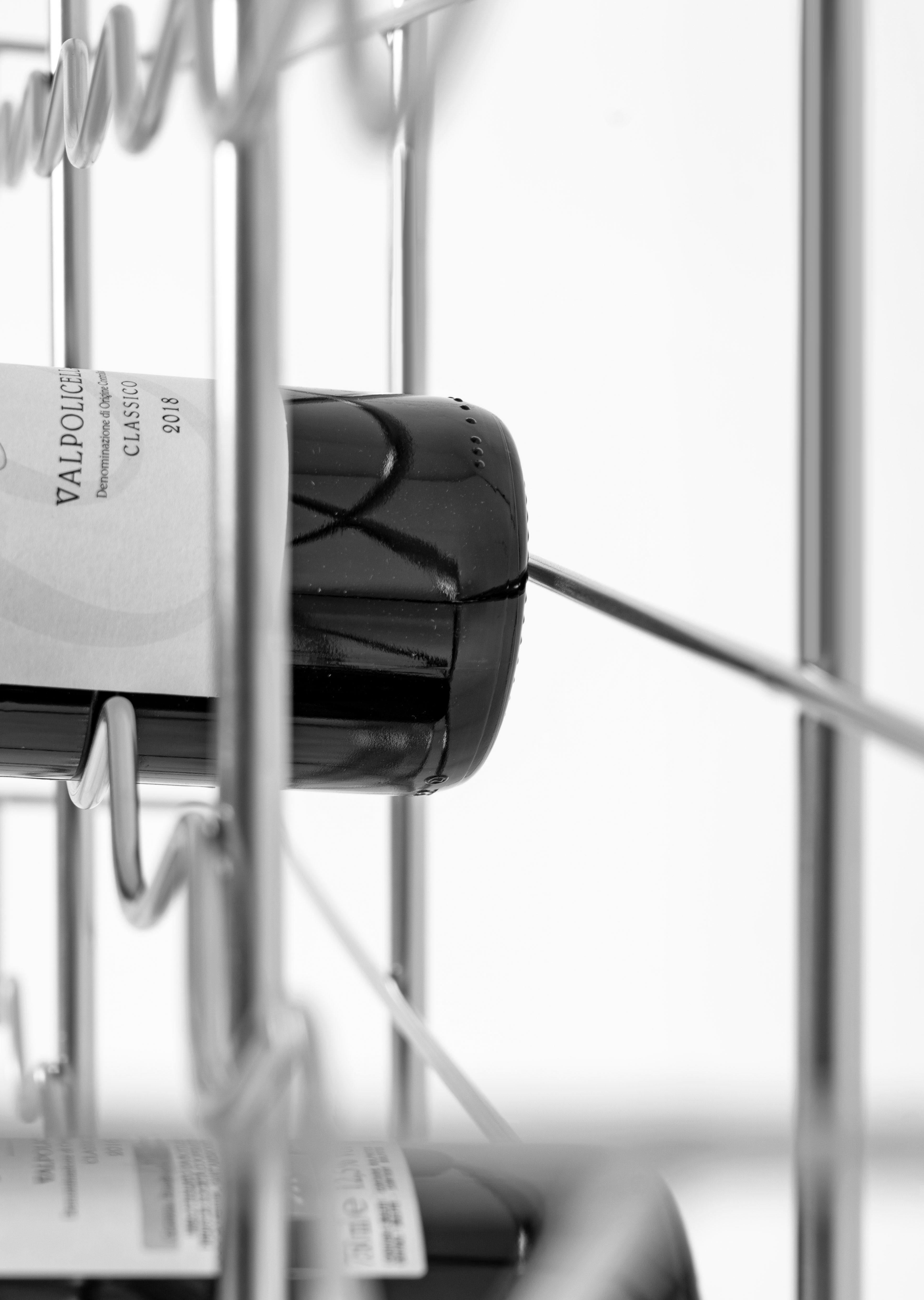Italiano Enrico Girotti Esclusivo portabottiglie in acciaio inox Made in Italy in vendita