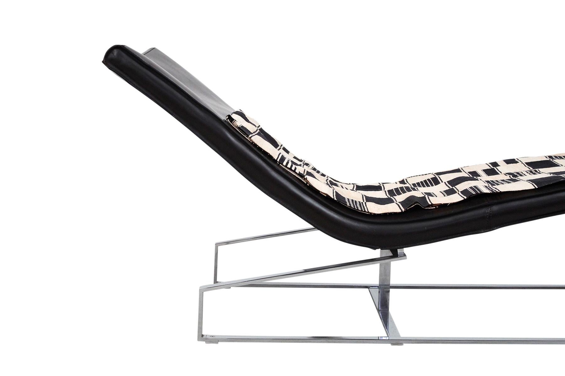Enrico Pellizzoni Leather and Steel Chaise Lounge 4